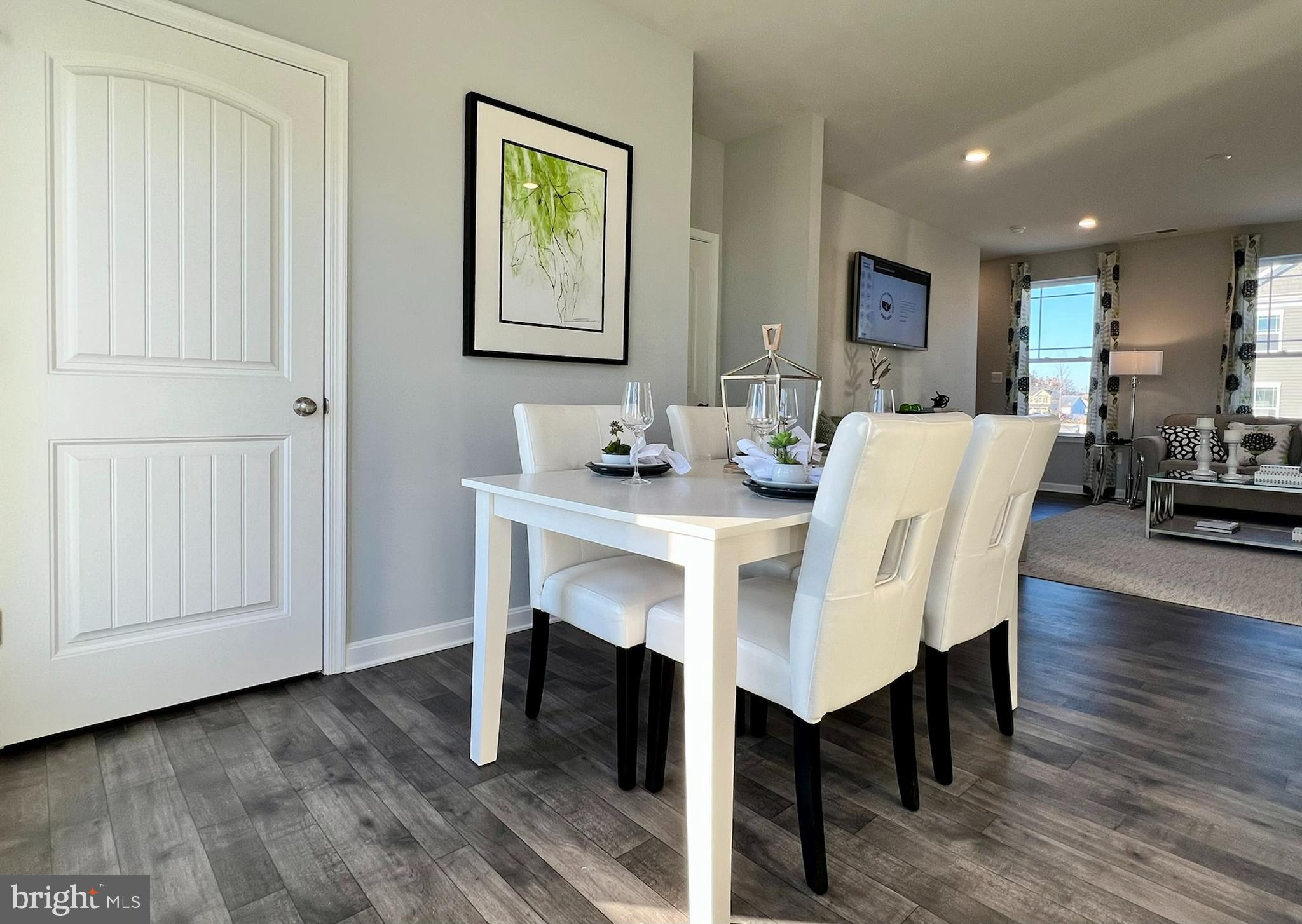 SOUTHERN FLDS - Residential