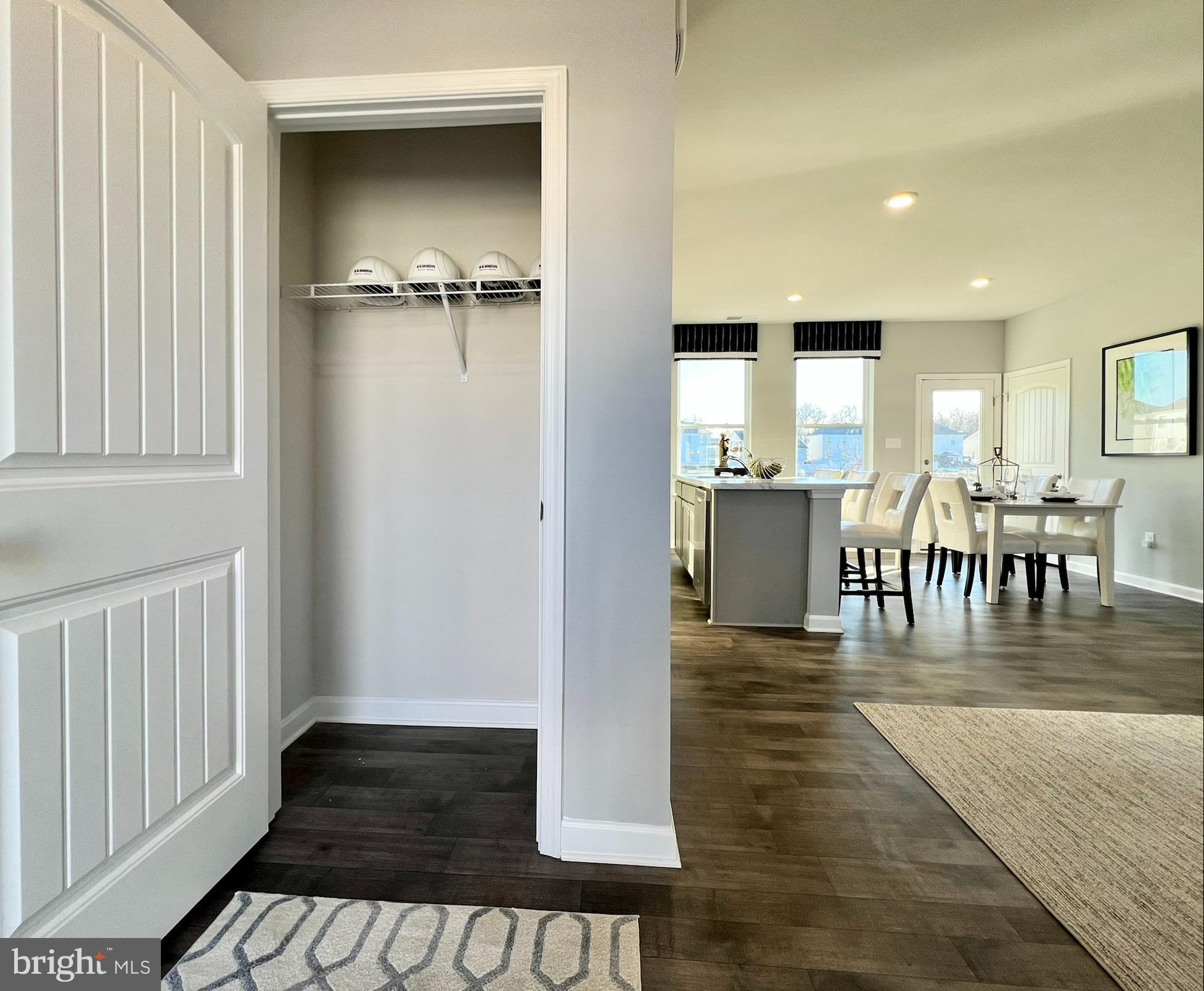 SOUTHERN FLDS - Residential