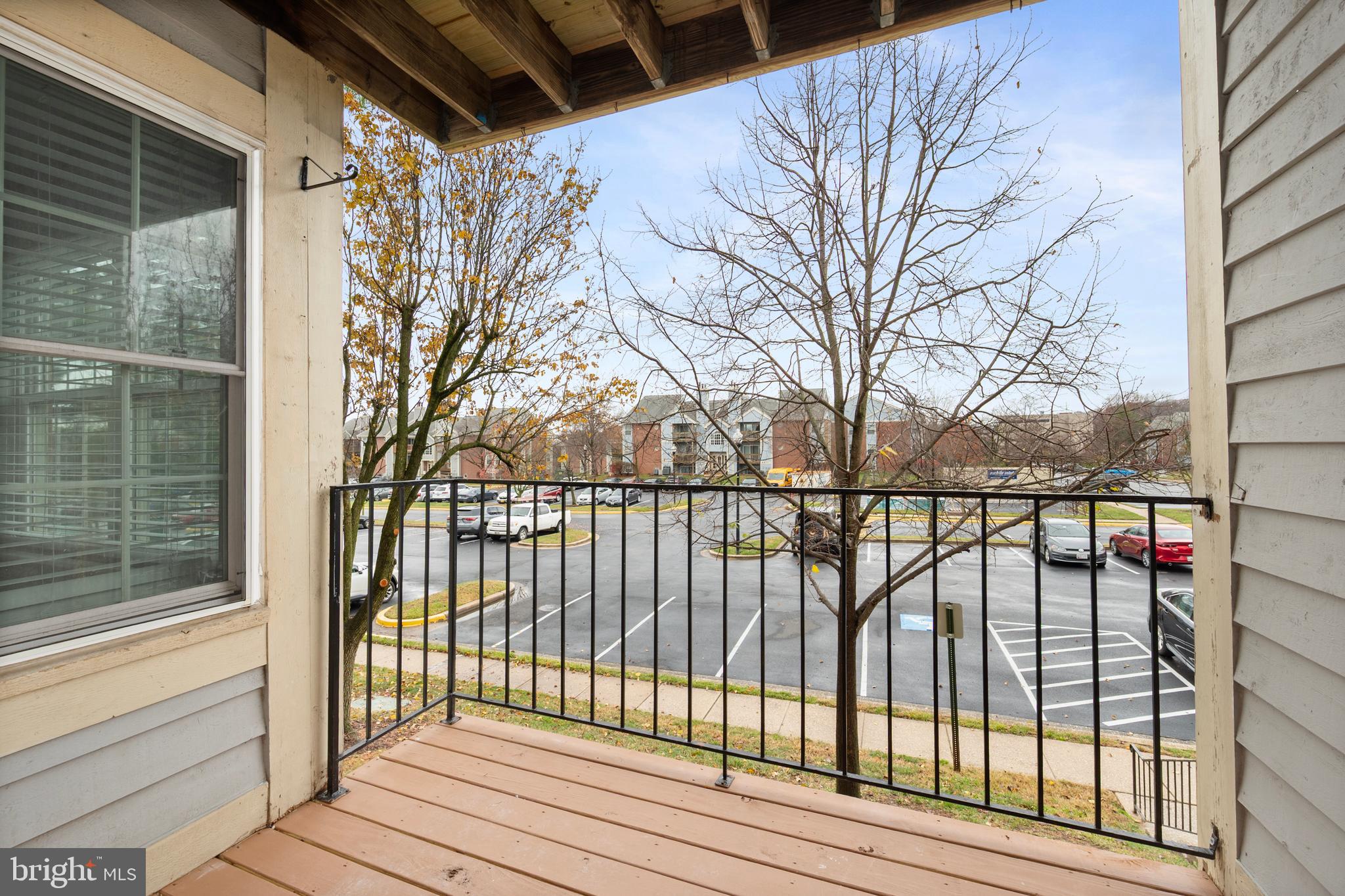 CROMWELL FOUNTAIN - Residential