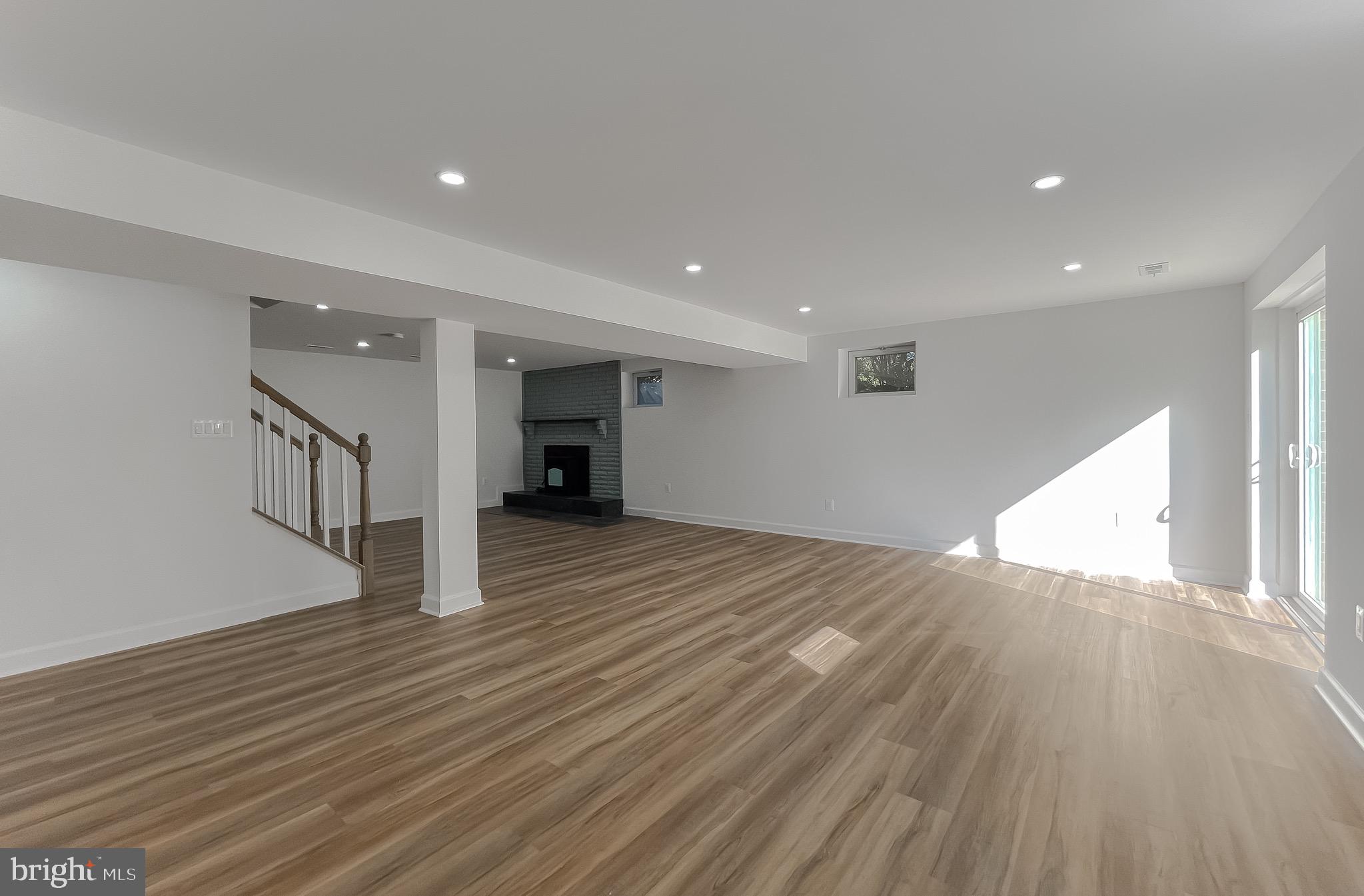 MANDLEY SUB - Residential