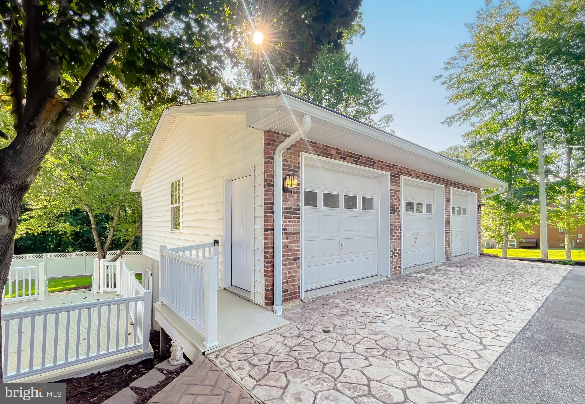 MANDLEY SUB - Residential