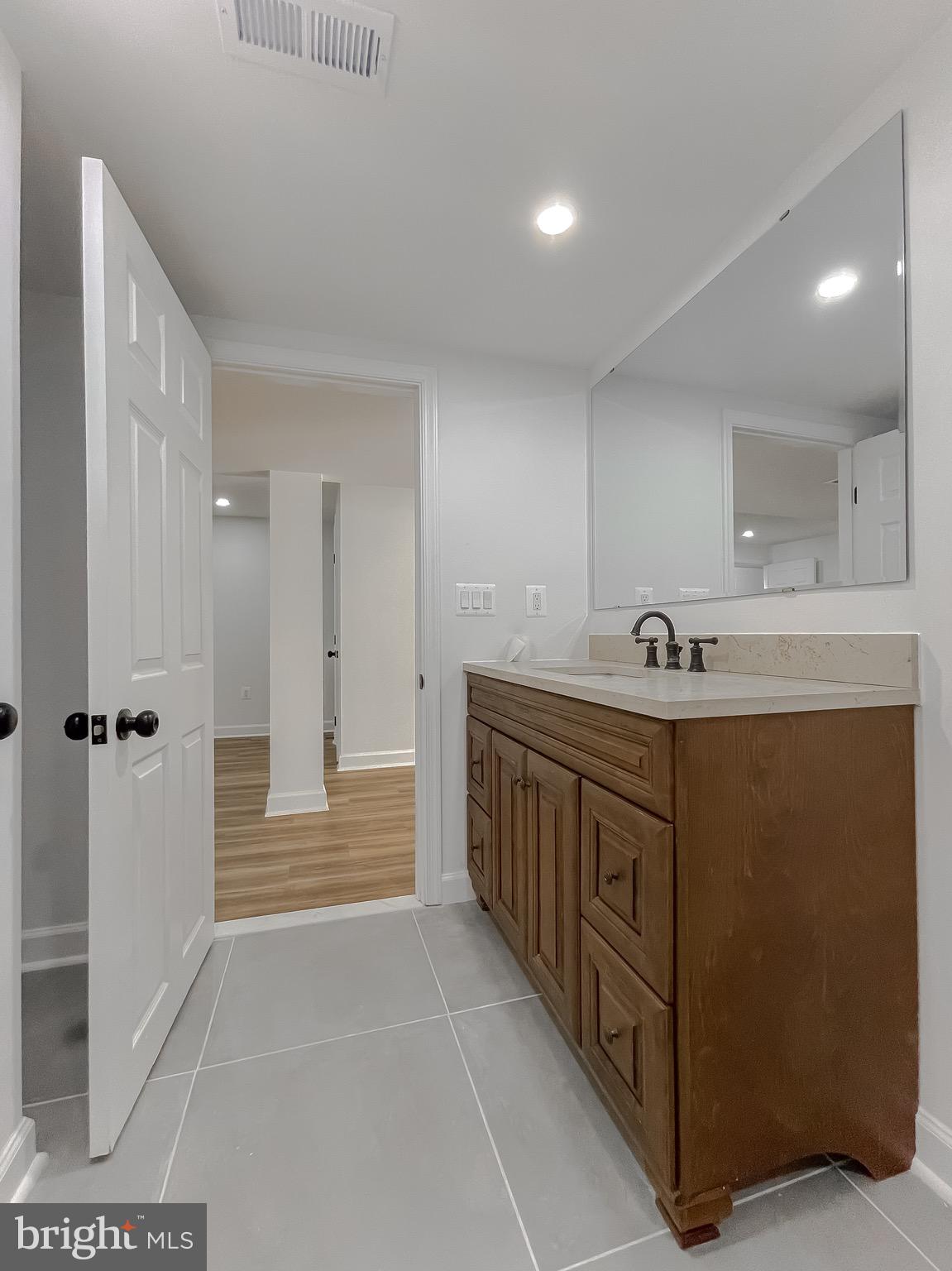 MANDLEY SUB - Residential