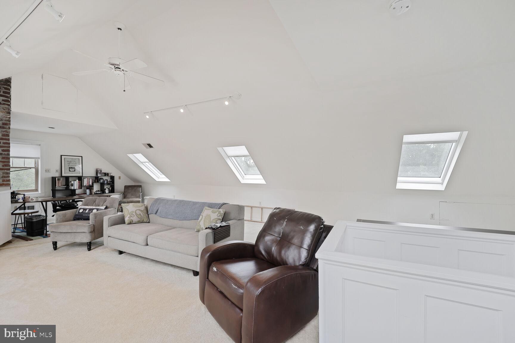 OBSERVATORY CIRCLE - Residential