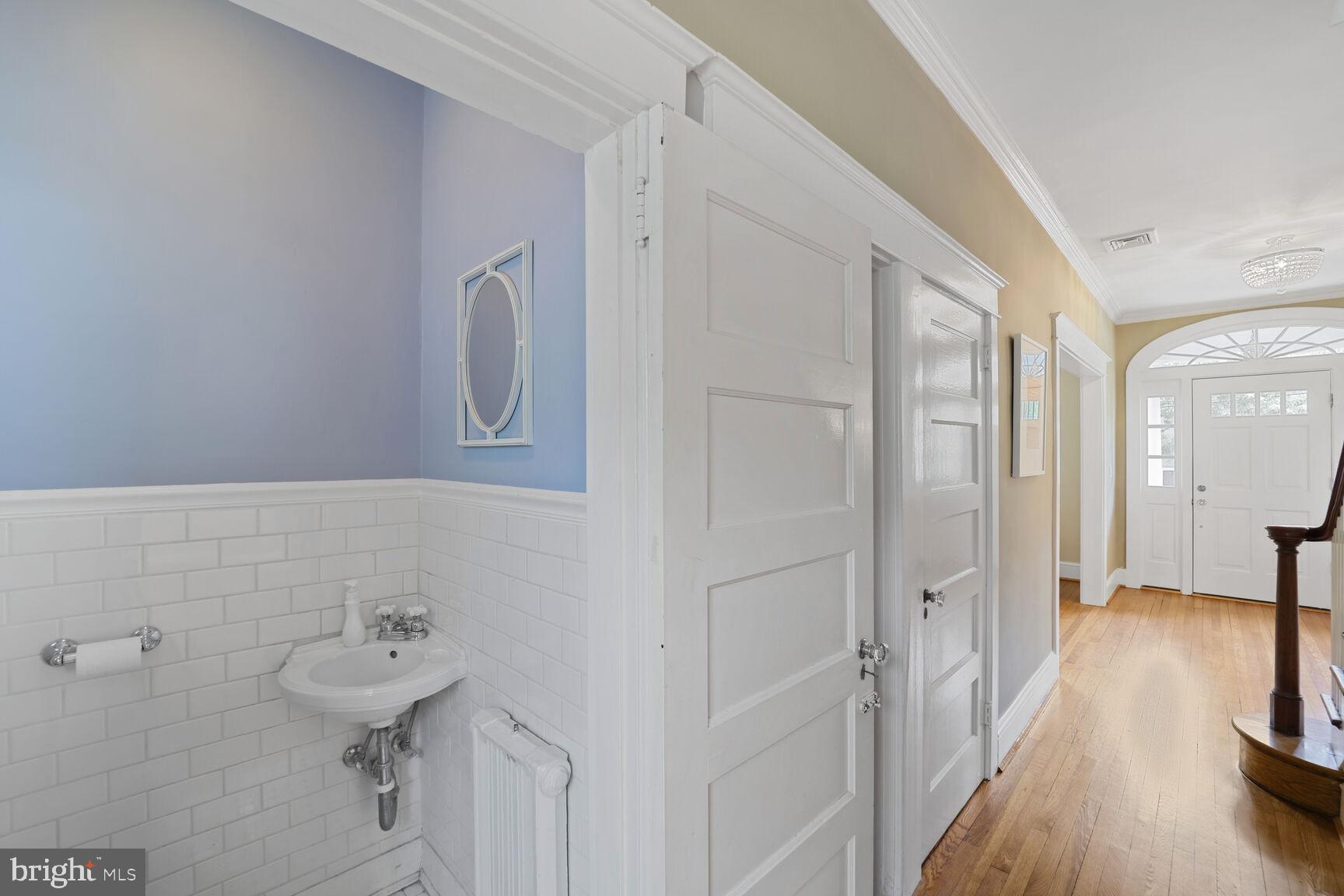 OBSERVATORY CIRCLE - Residential
