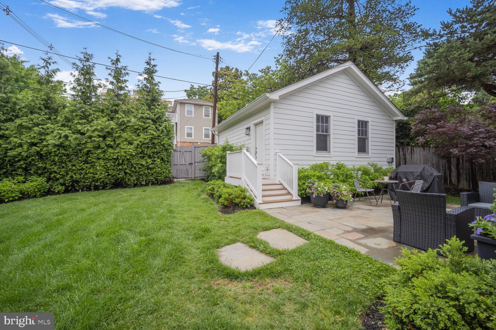 OBSERVATORY CIRCLE - Residential