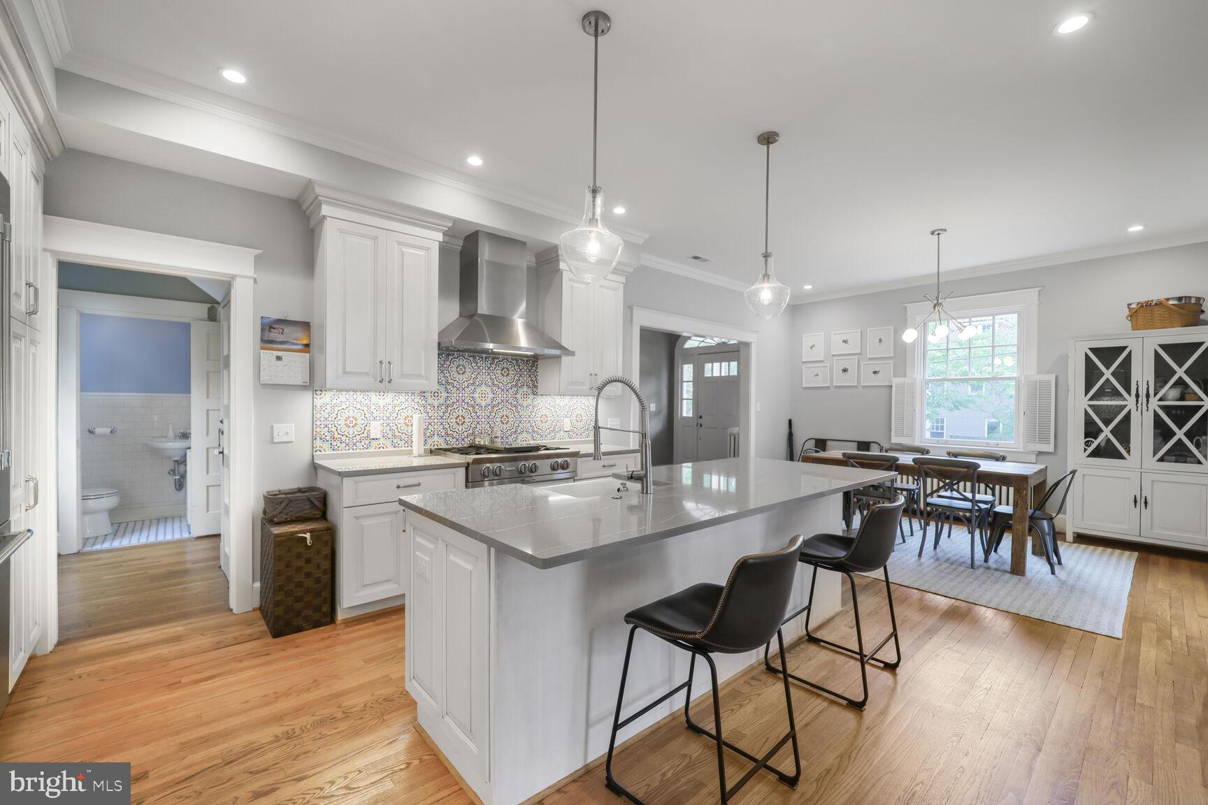 OBSERVATORY CIRCLE - Residential