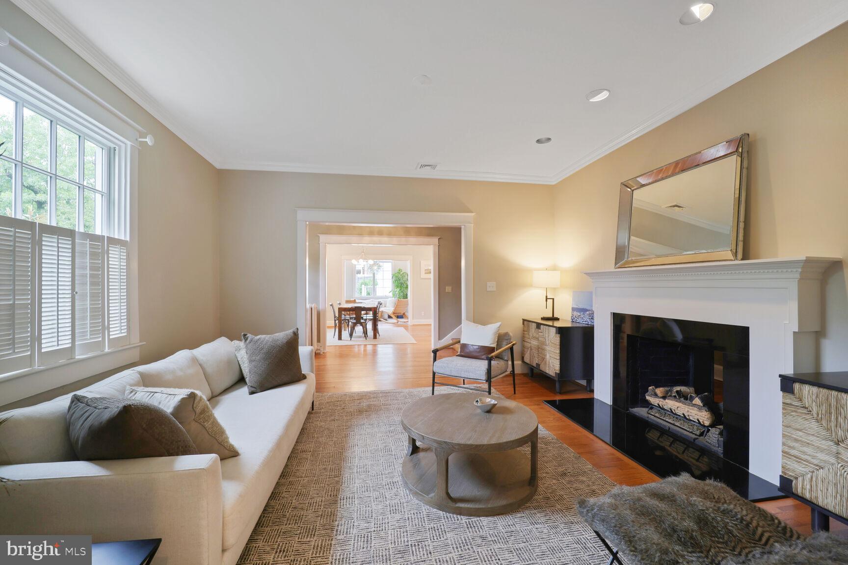 OBSERVATORY CIRCLE - Residential