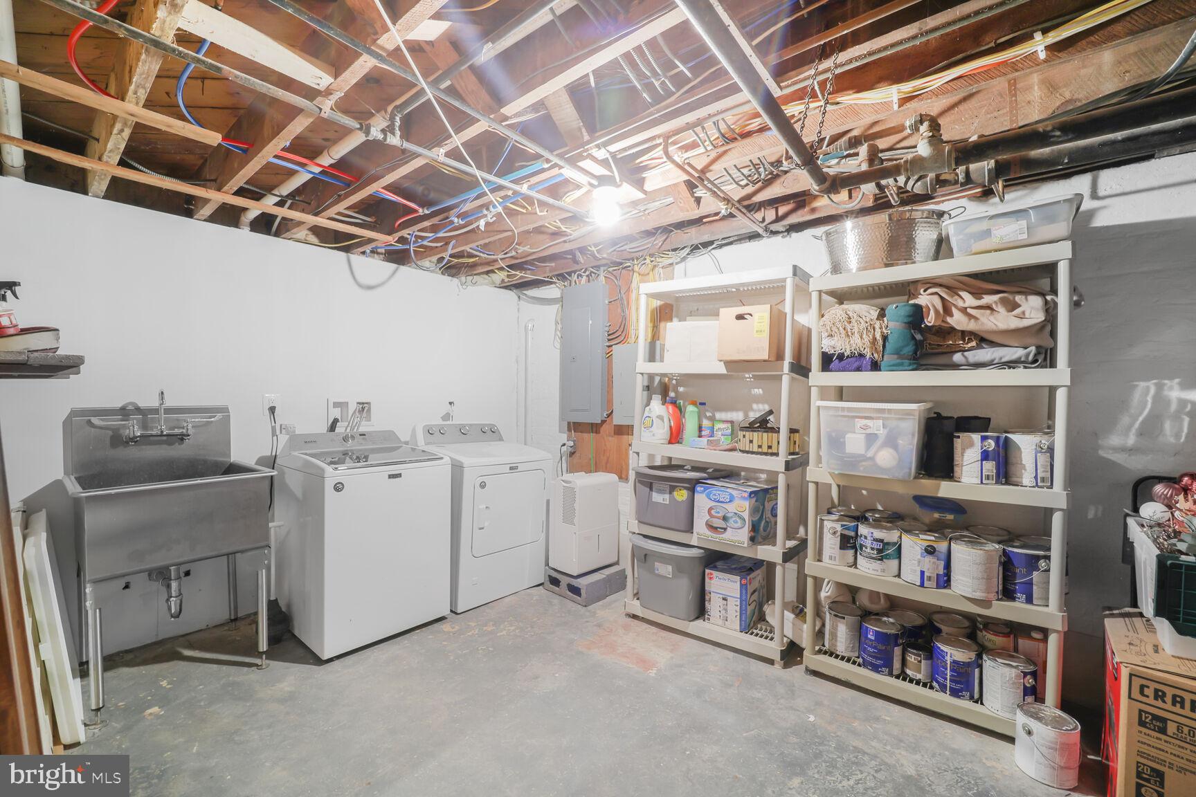 OBSERVATORY CIRCLE - Residential