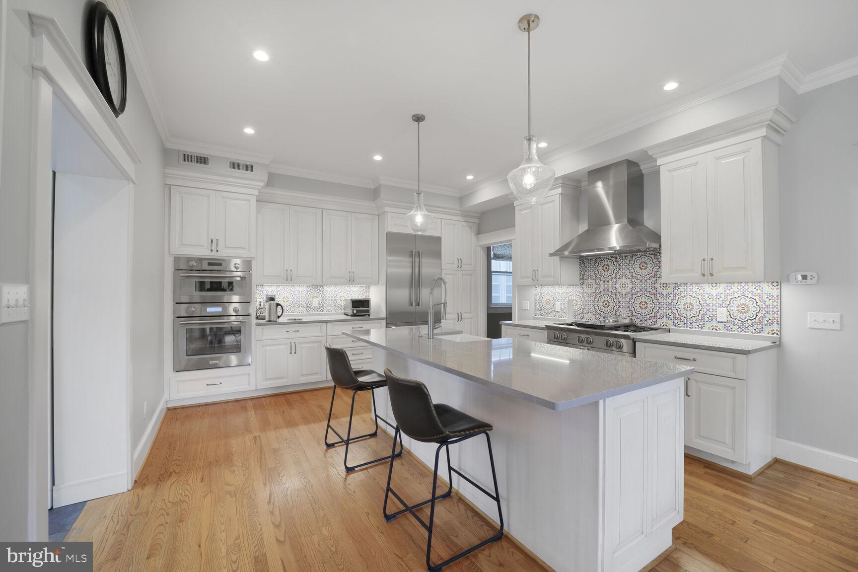 OBSERVATORY CIRCLE - Residential