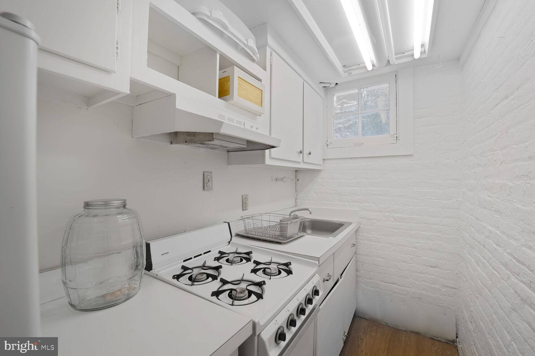 OBSERVATORY CIRCLE - Residential