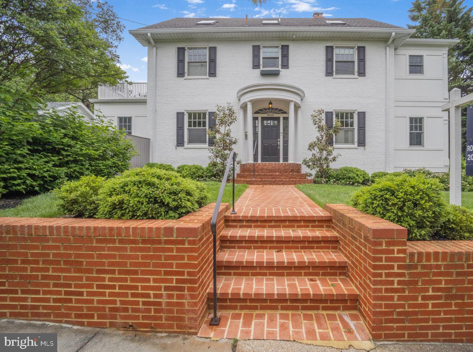 OBSERVATORY CIRCLE - Residential