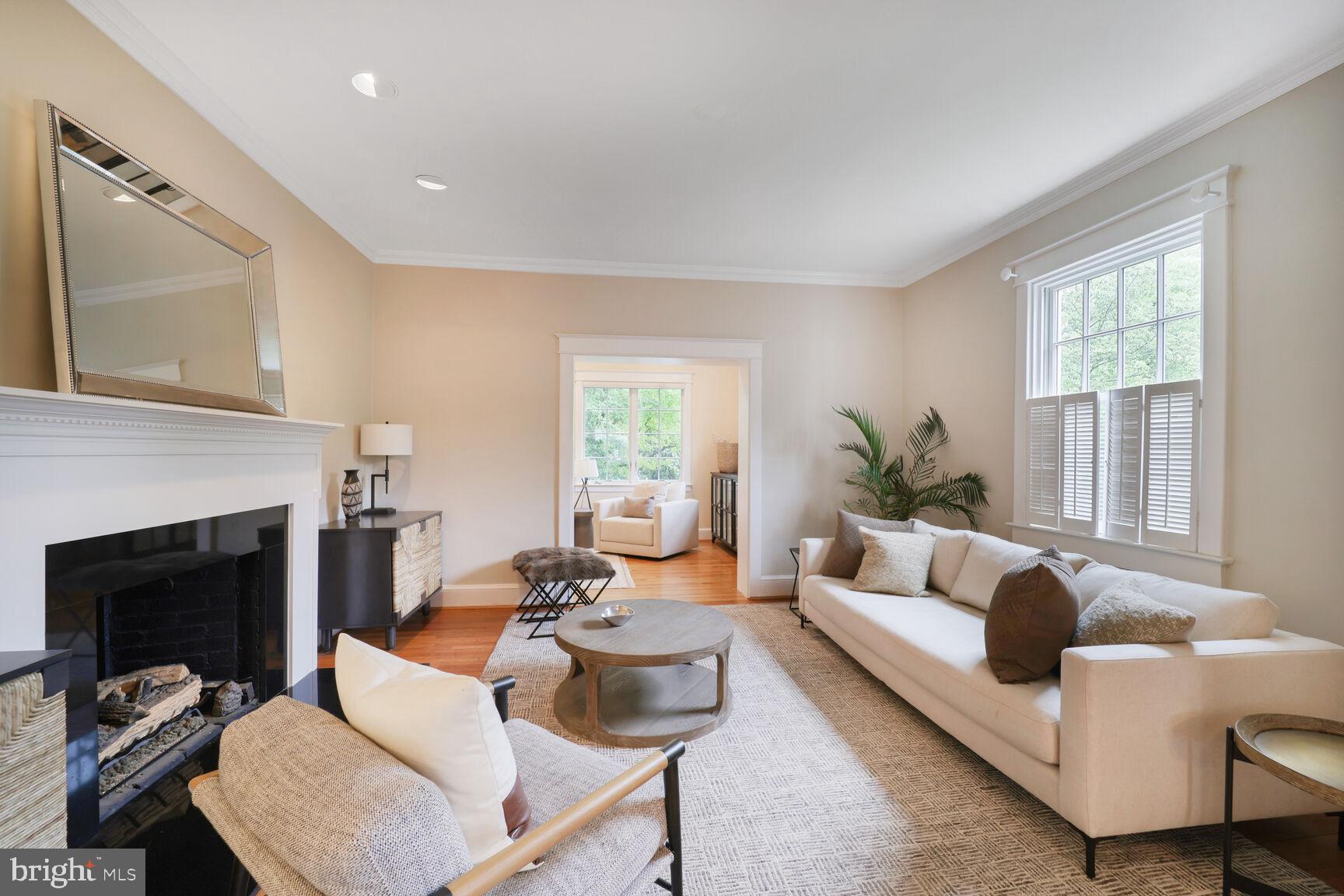 OBSERVATORY CIRCLE - Residential