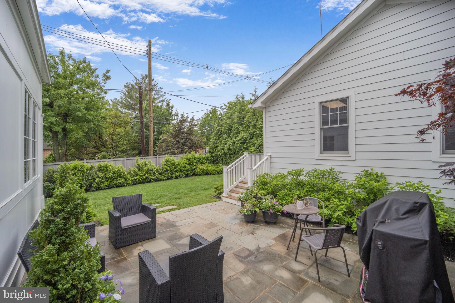 OBSERVATORY CIRCLE - Residential