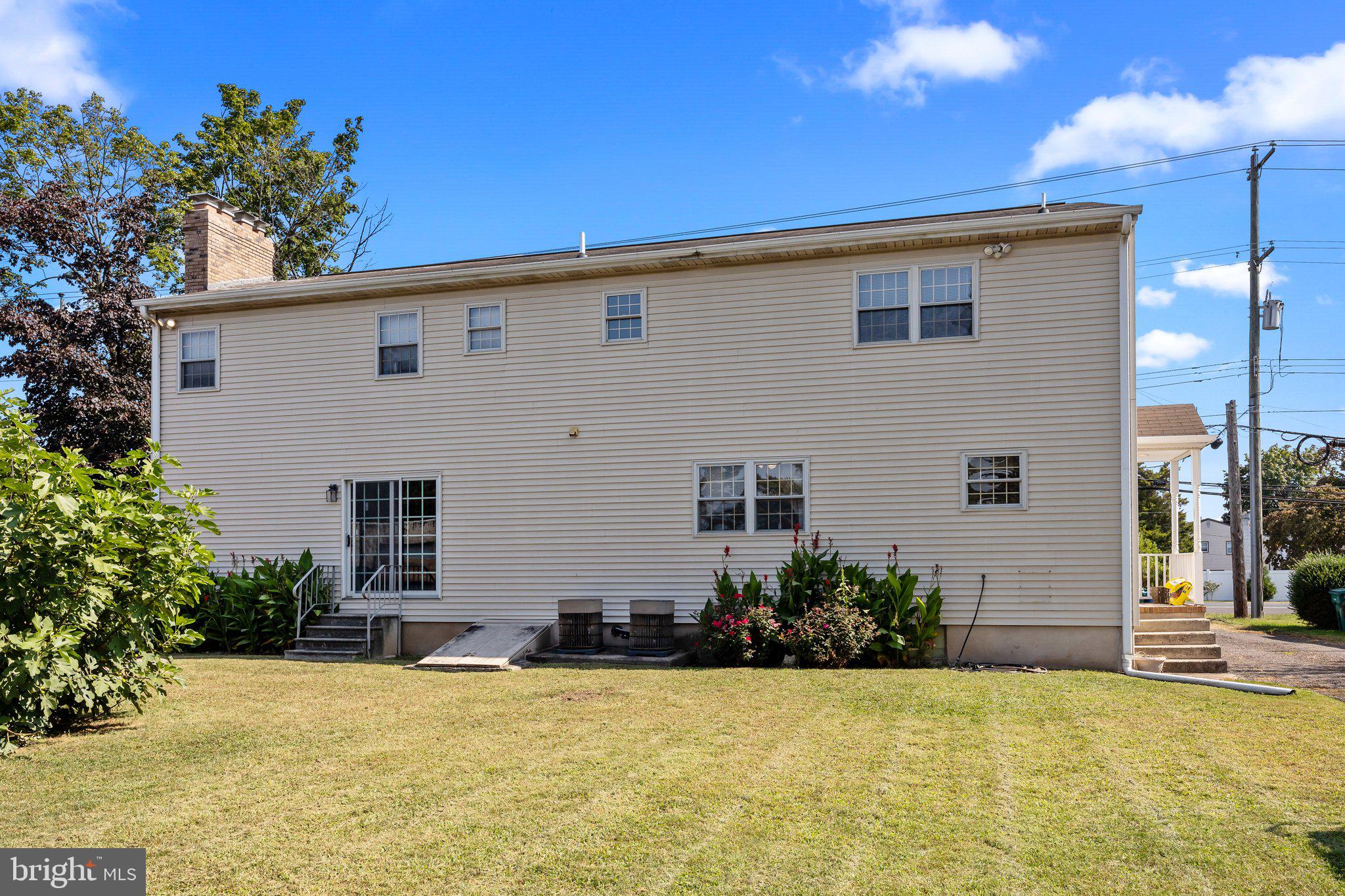 HEADLEY MANOR - Residential Income