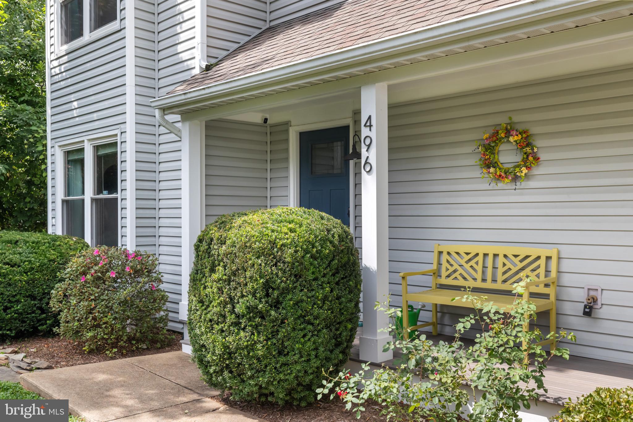 496 WOODSHIRE LANE