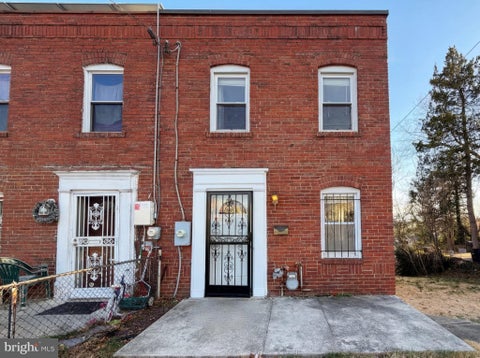 Townhouse For Sale - 701 Atlantic Street<br/> WASHINGTON, DC 20032