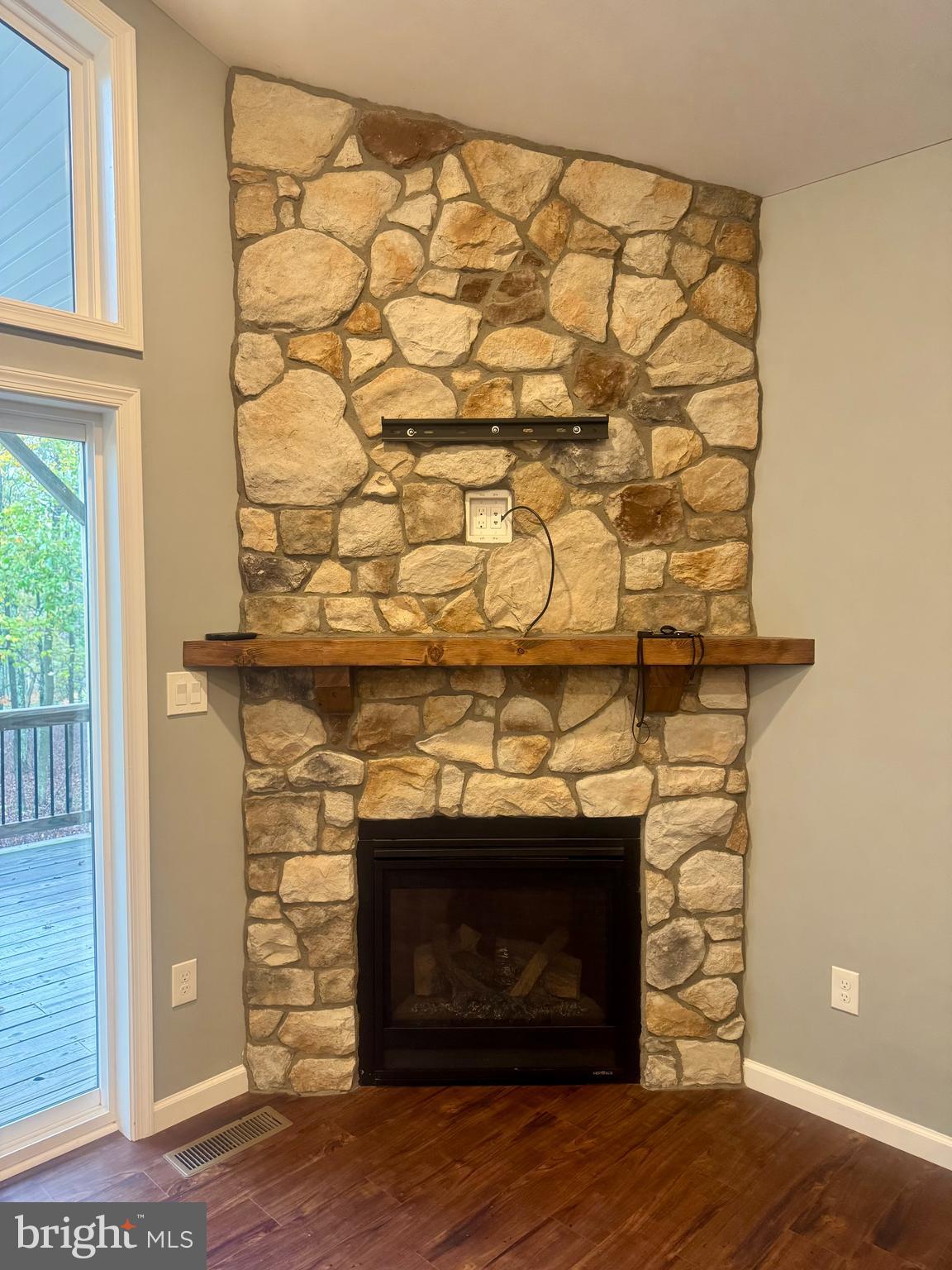 EAGLE ROCK RESORT - Residential