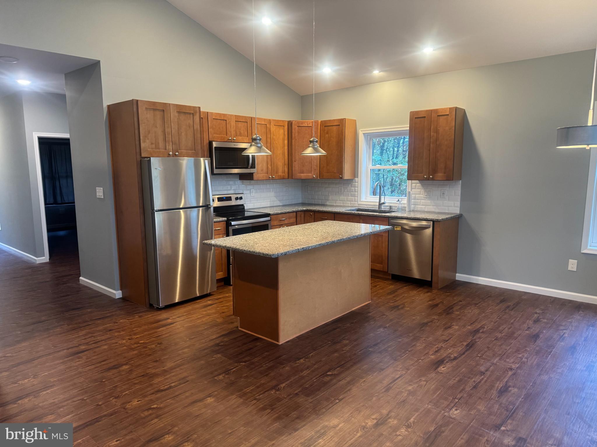 EAGLE ROCK RESORT - Residential