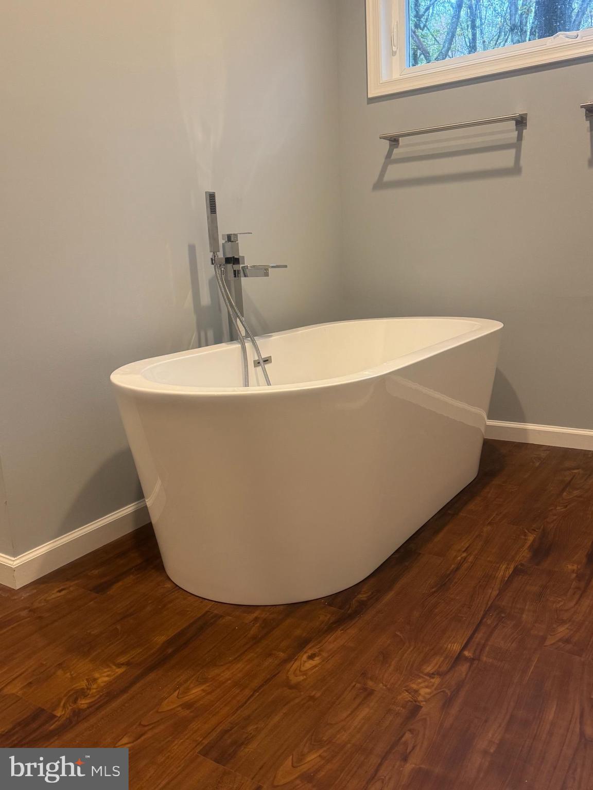 EAGLE ROCK RESORT - Residential