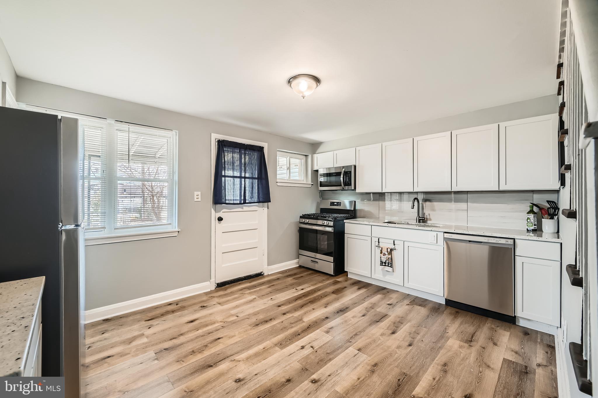 EASTFIELD - Residential