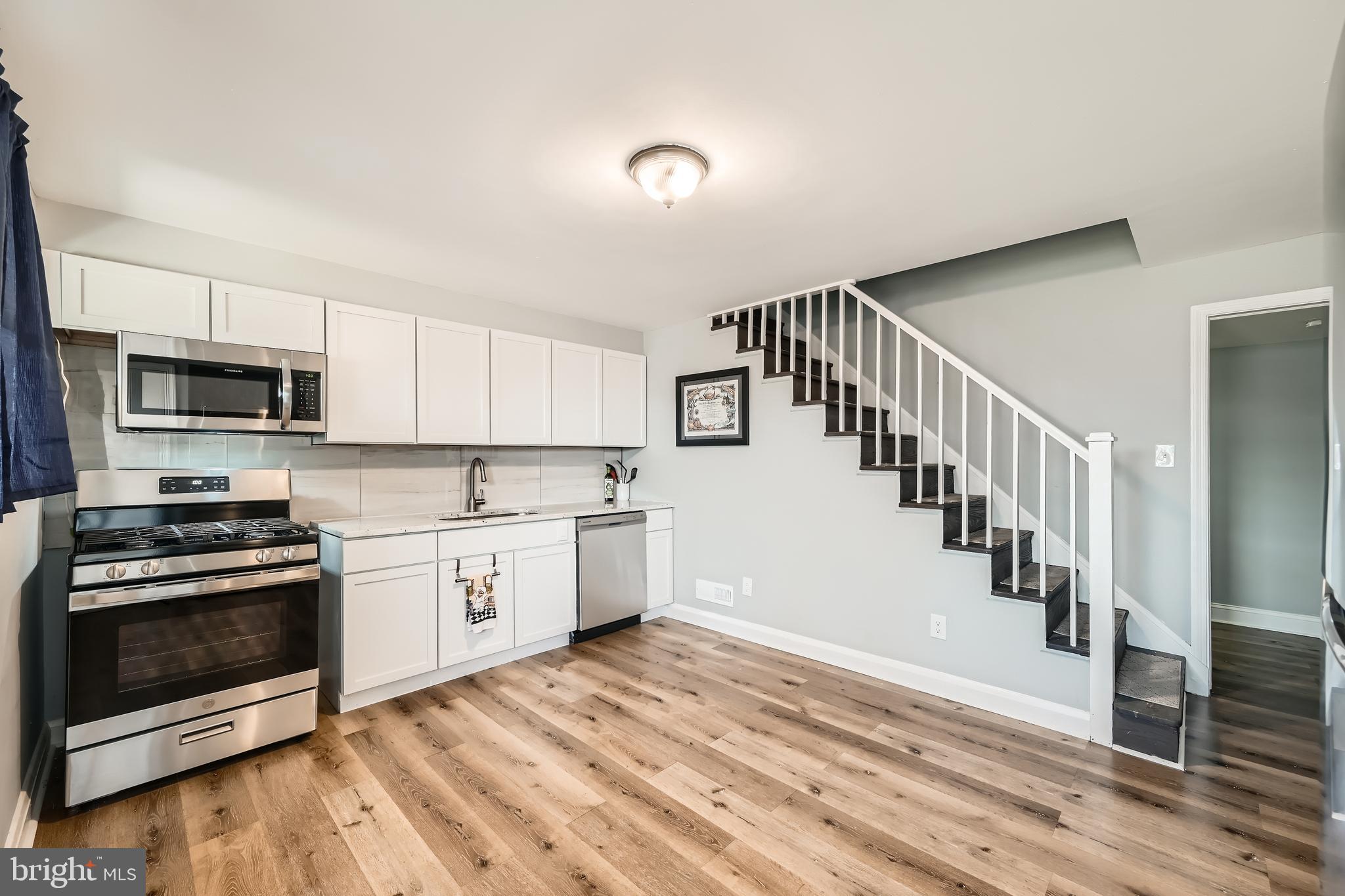 EASTFIELD - Residential