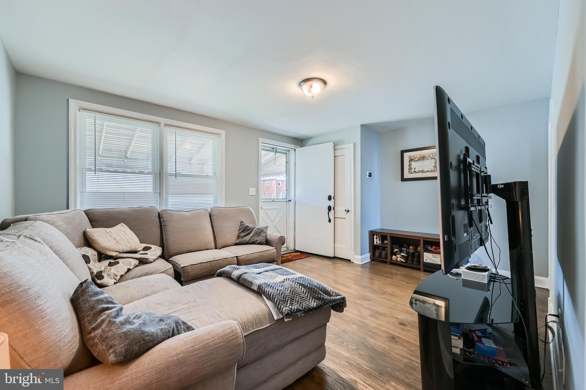 EASTFIELD - Residential