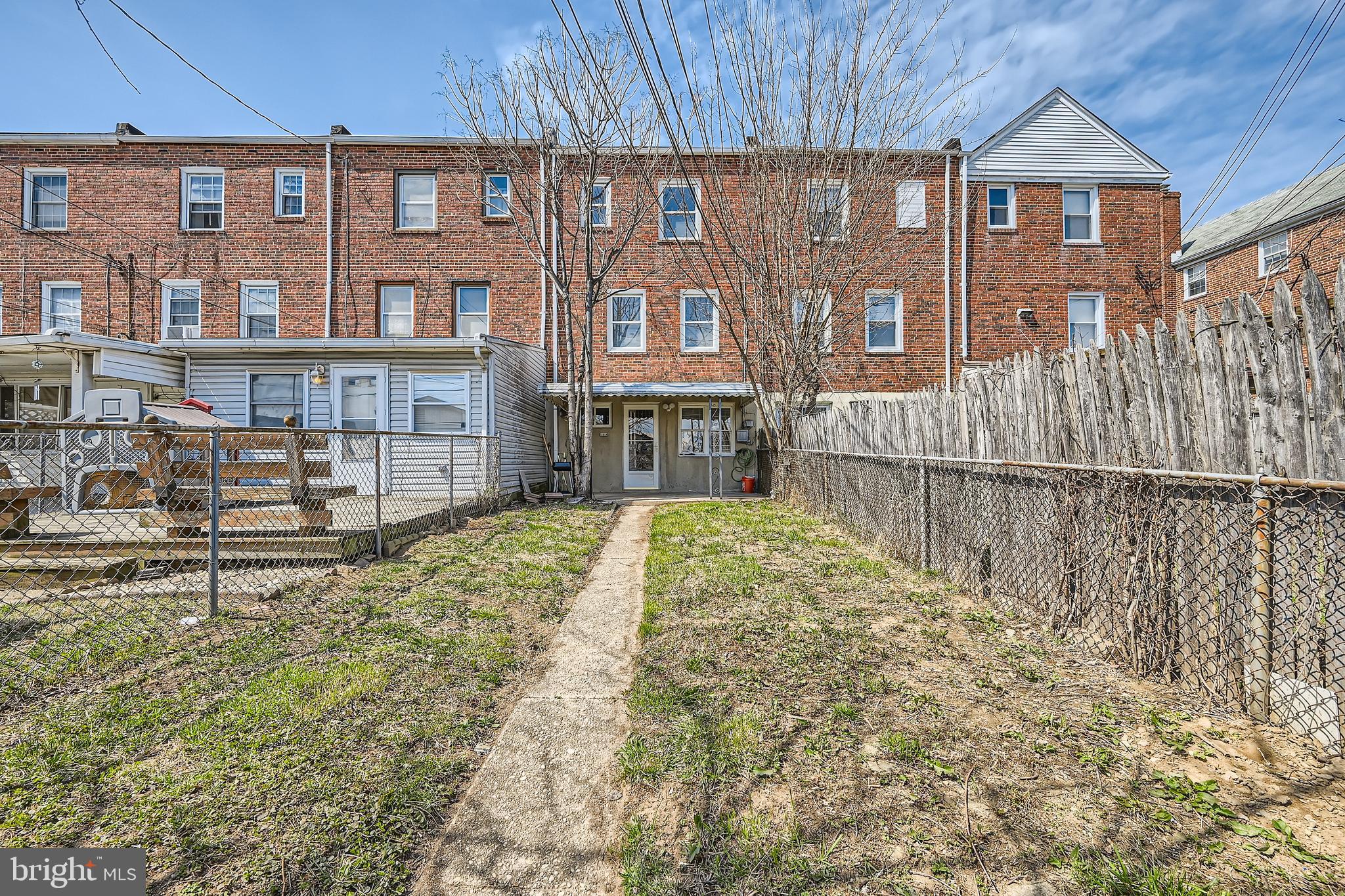 EASTFIELD - Residential