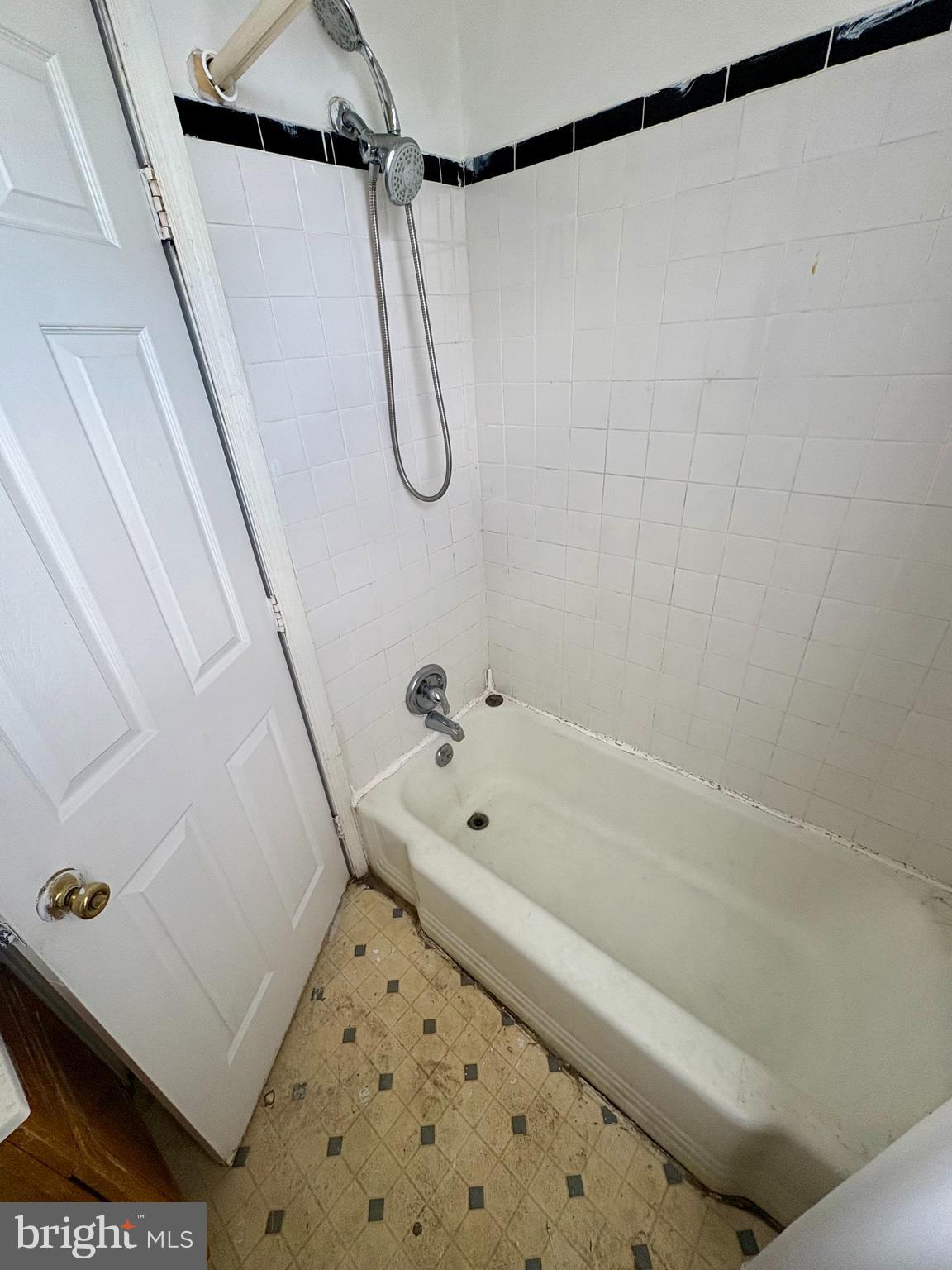 MAYFAIR - Residential