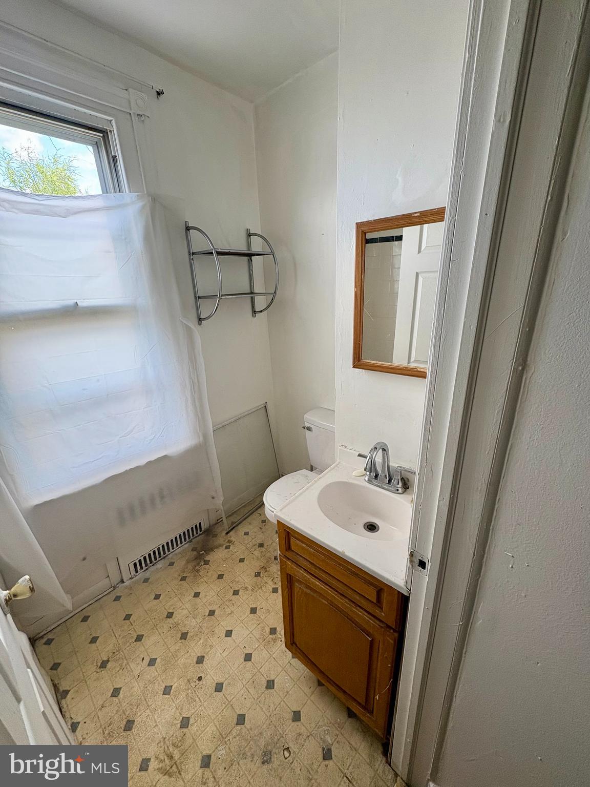 MAYFAIR - Residential