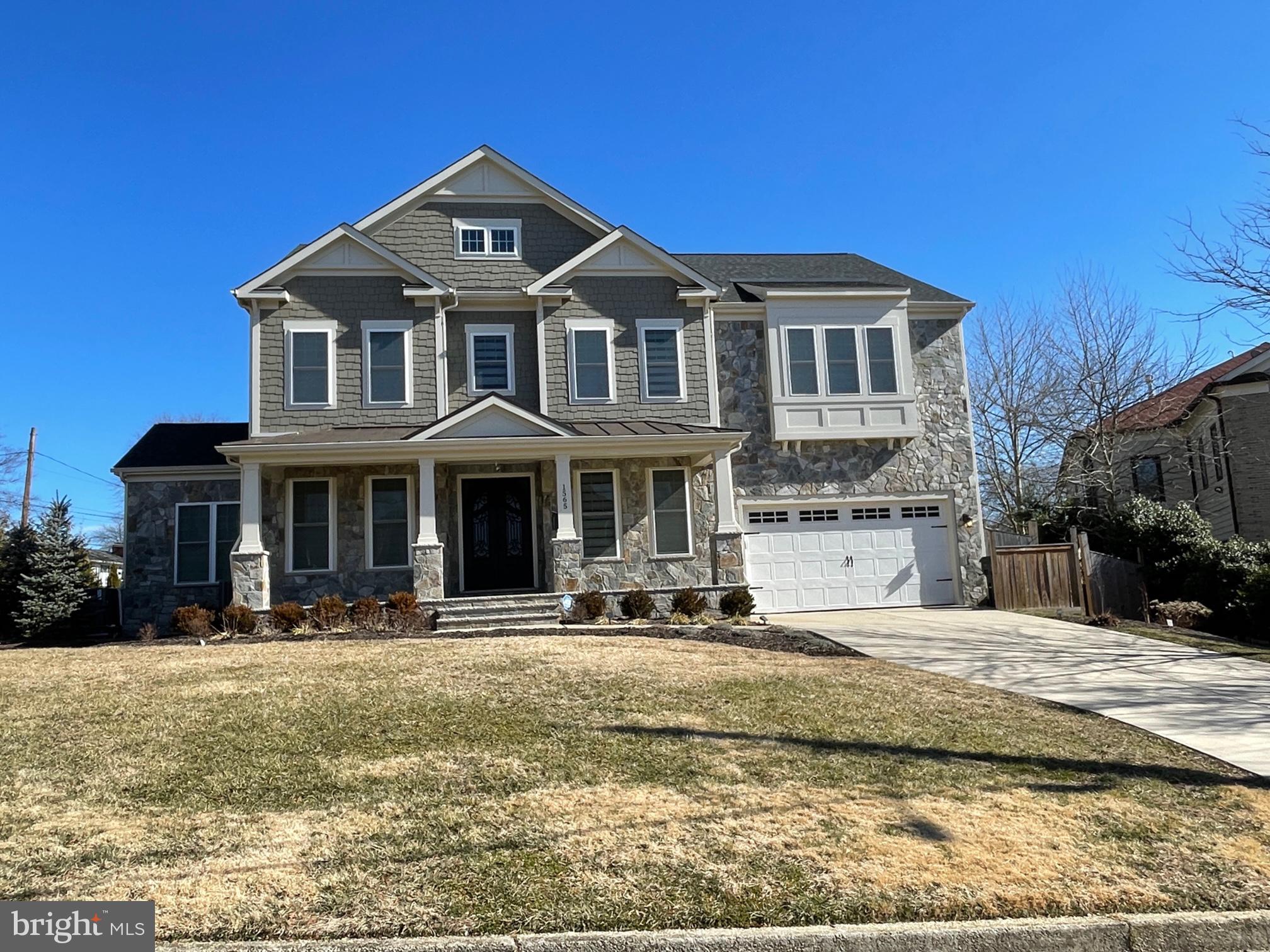 MCLEAN MANOR - Residential Lease