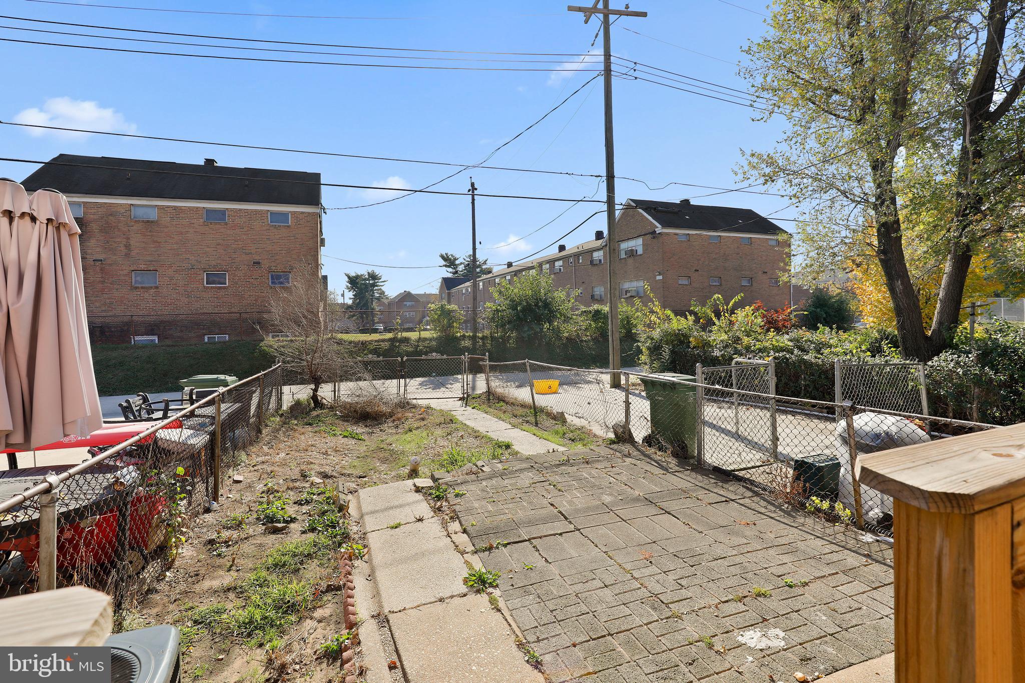 PARKSIDE - Residential