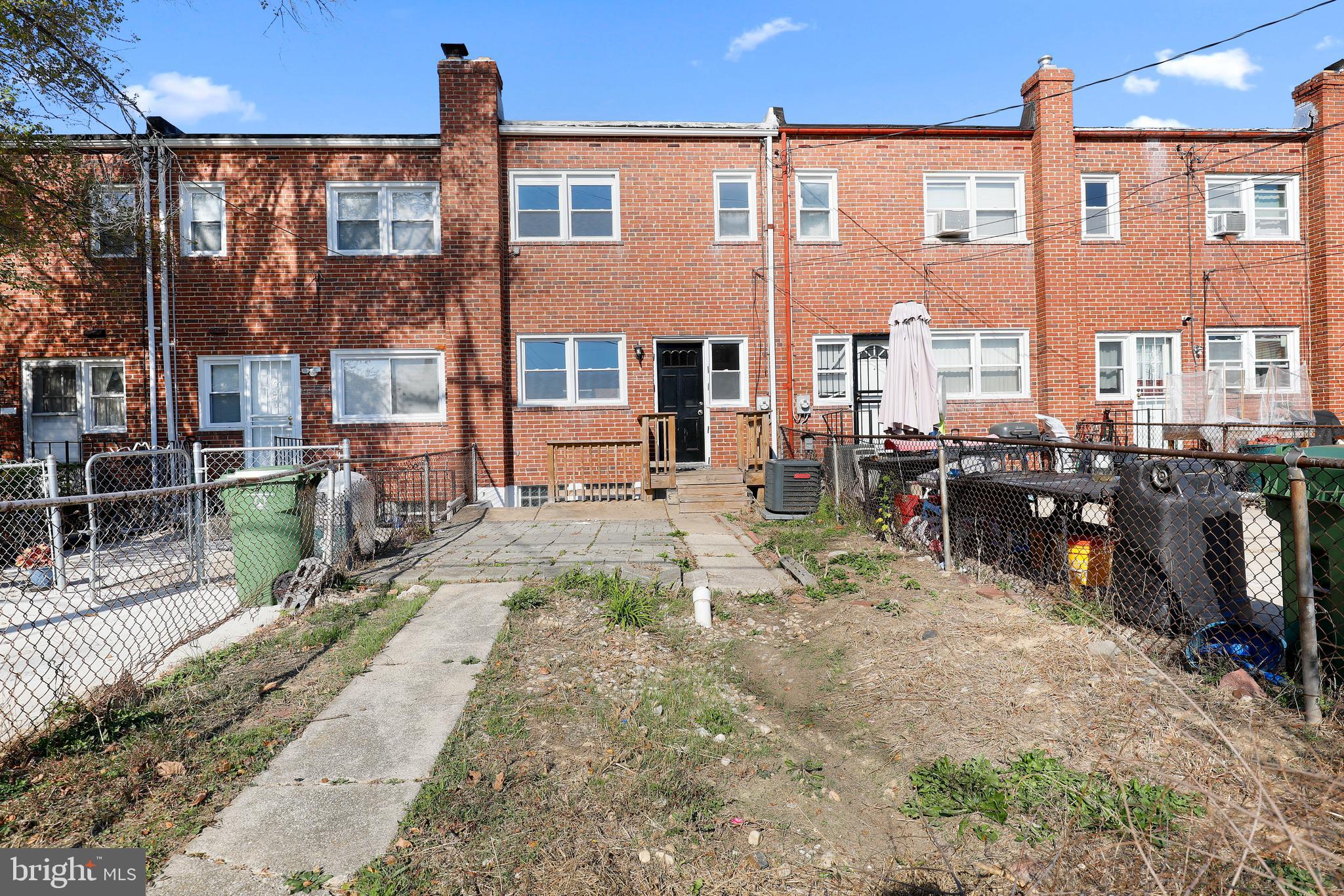 PARKSIDE - Residential