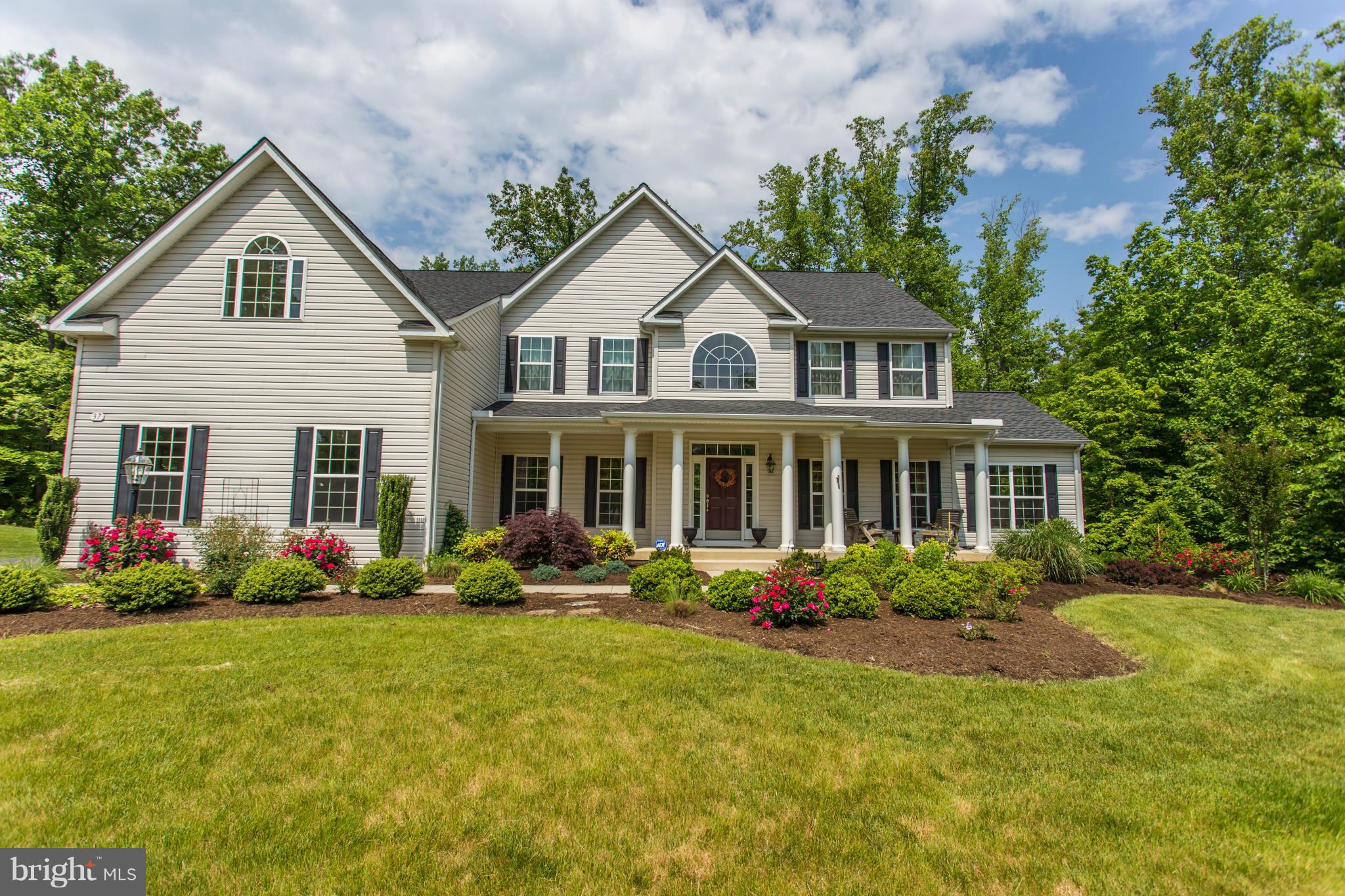 TAVERN GATE - Residential