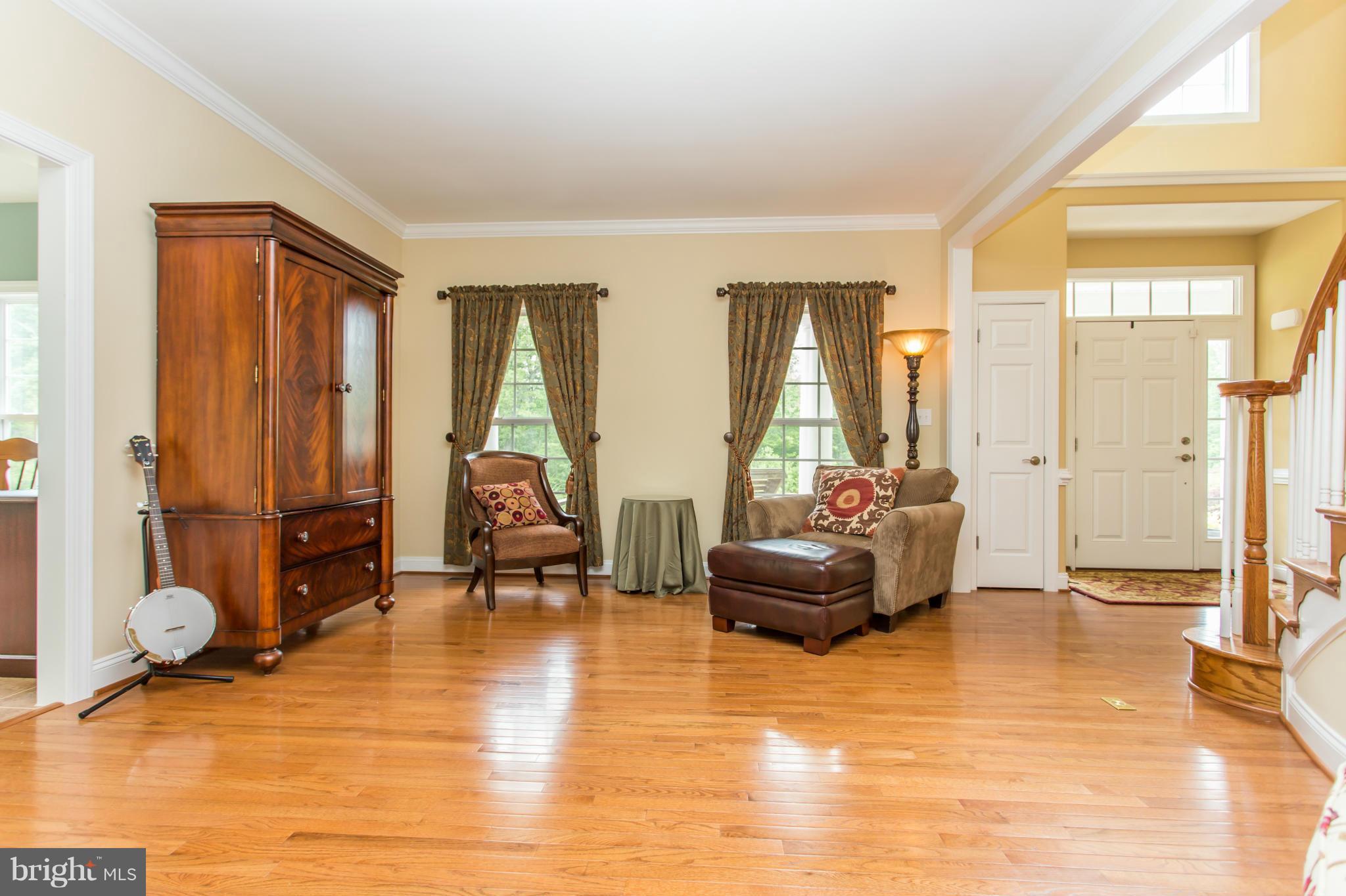 TAVERN GATE - Residential