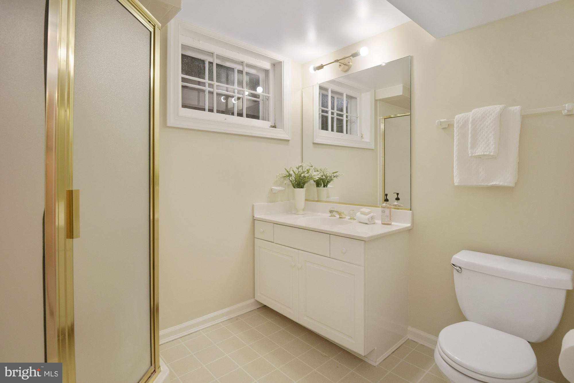 CHEVY CHASE VILLAGE - Residential