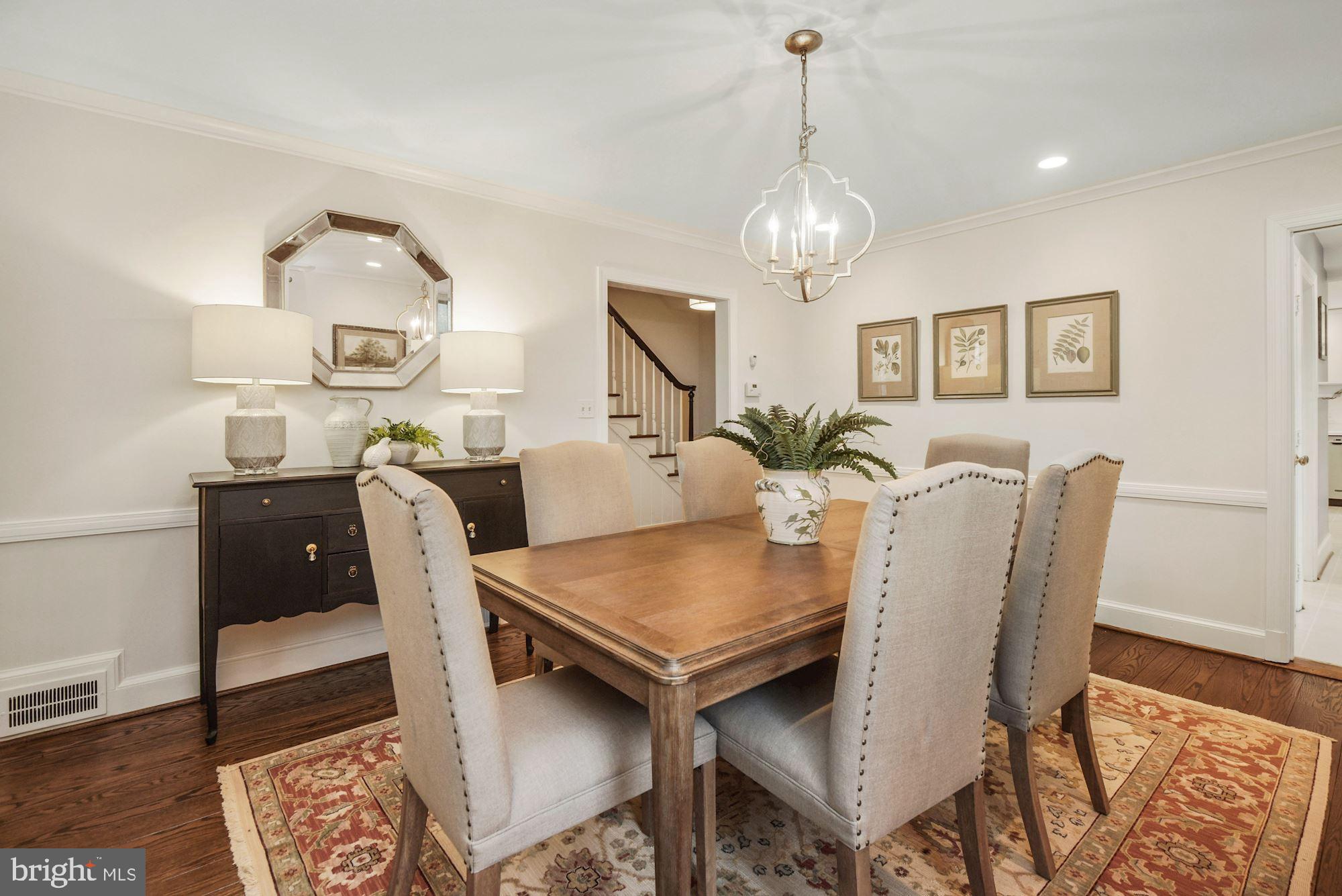 CHEVY CHASE VILLAGE - Residential