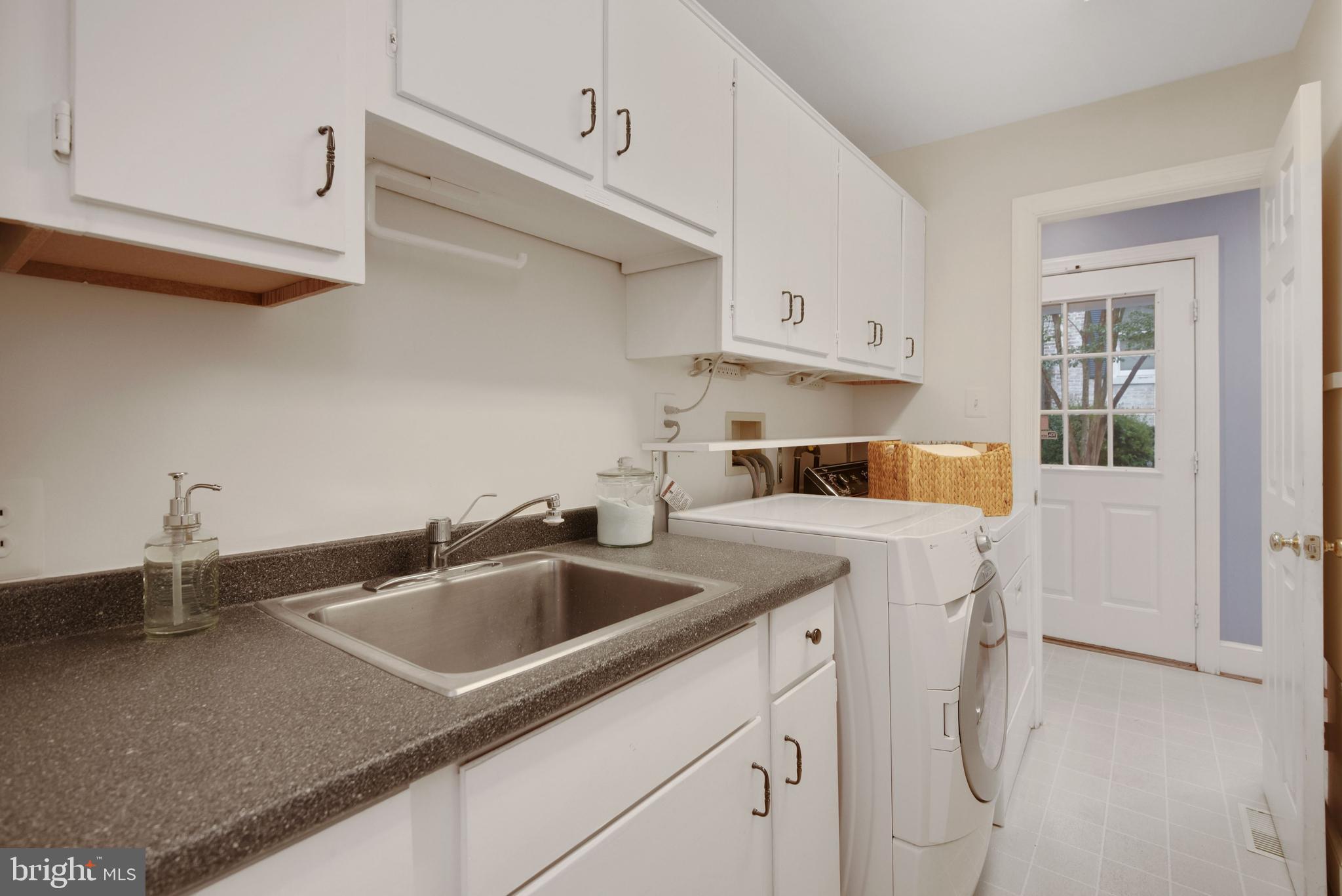 CHEVY CHASE VILLAGE - Residential