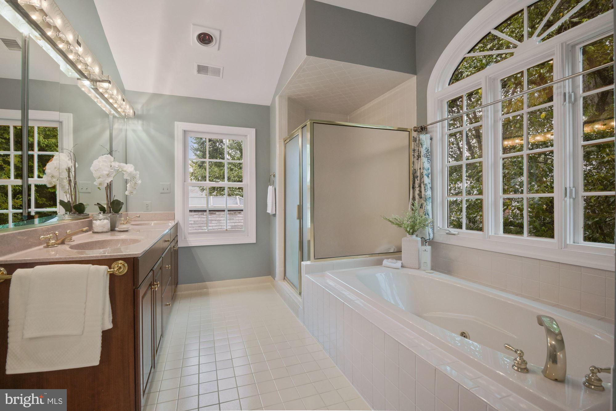 CHEVY CHASE VILLAGE - Residential