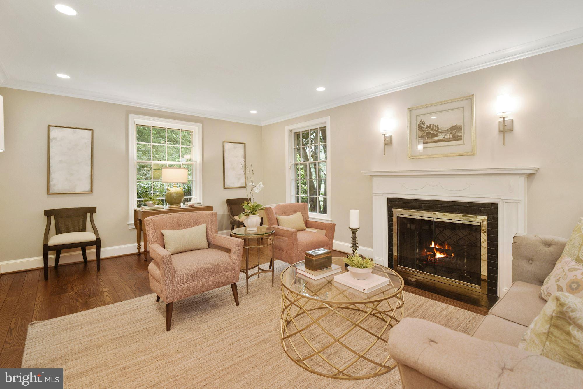 CHEVY CHASE VILLAGE - Residential