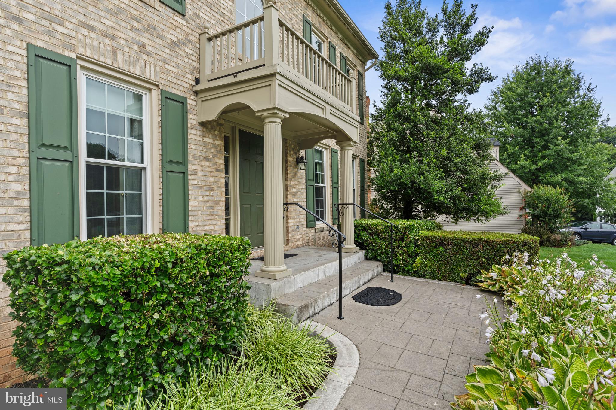 6705 ROCK FALL COURT