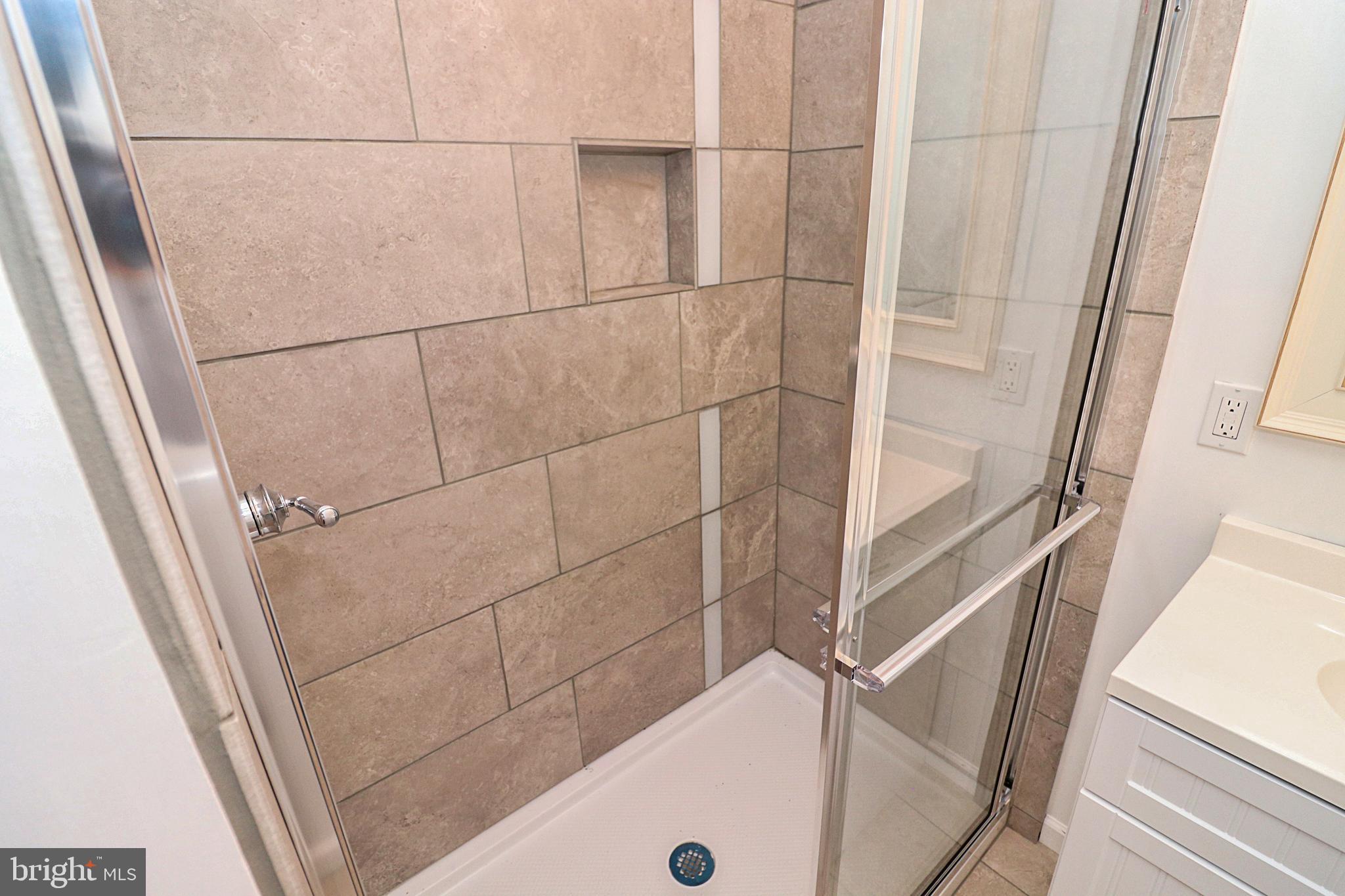 SUBURBIA - Residential