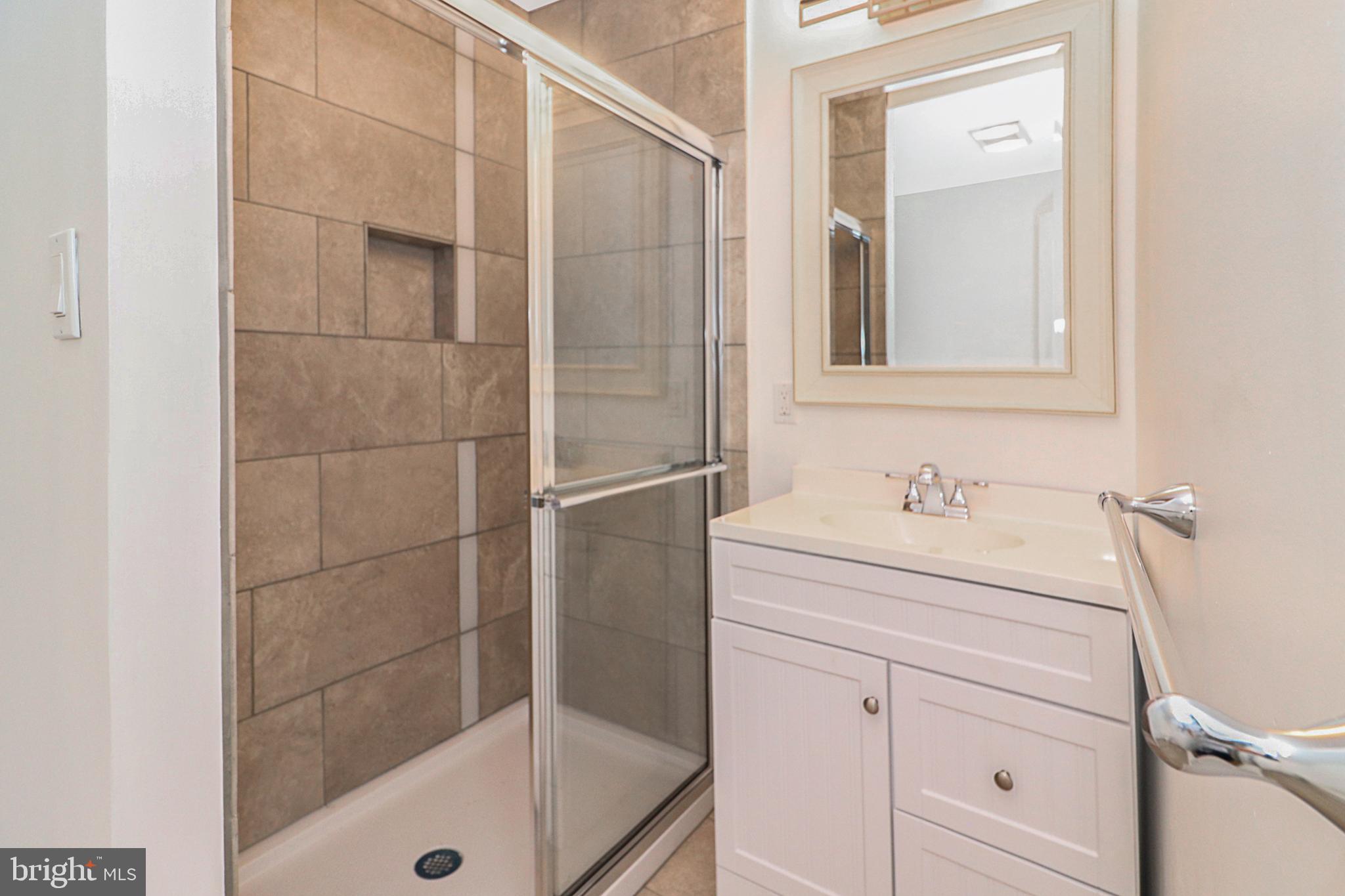 SUBURBIA - Residential