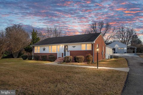 Homes For Sale - 511 Ferry Road<br/> FREDERICKSBURG, VA 22405