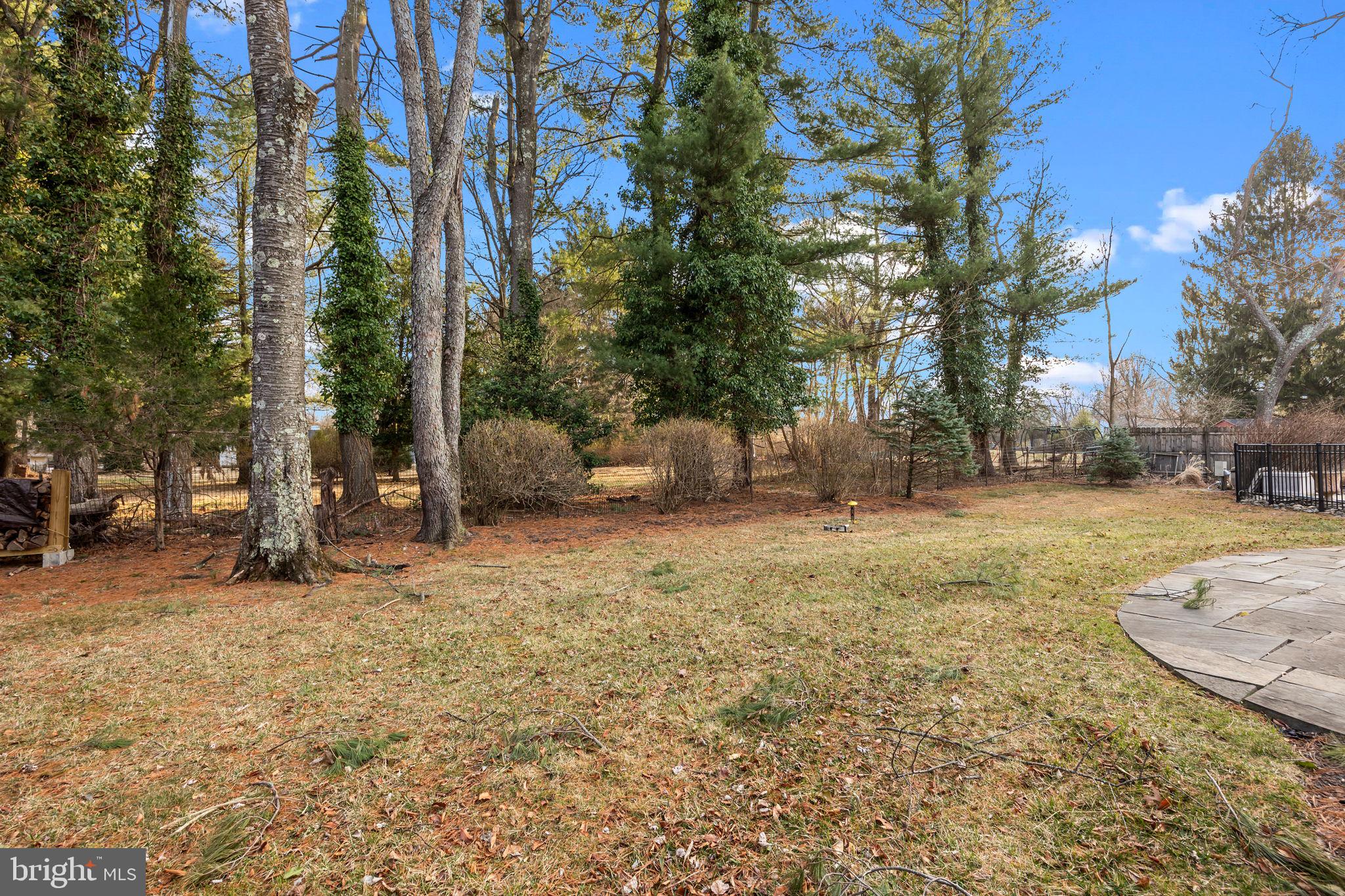 MOUNT EYRE MANOR - Residential