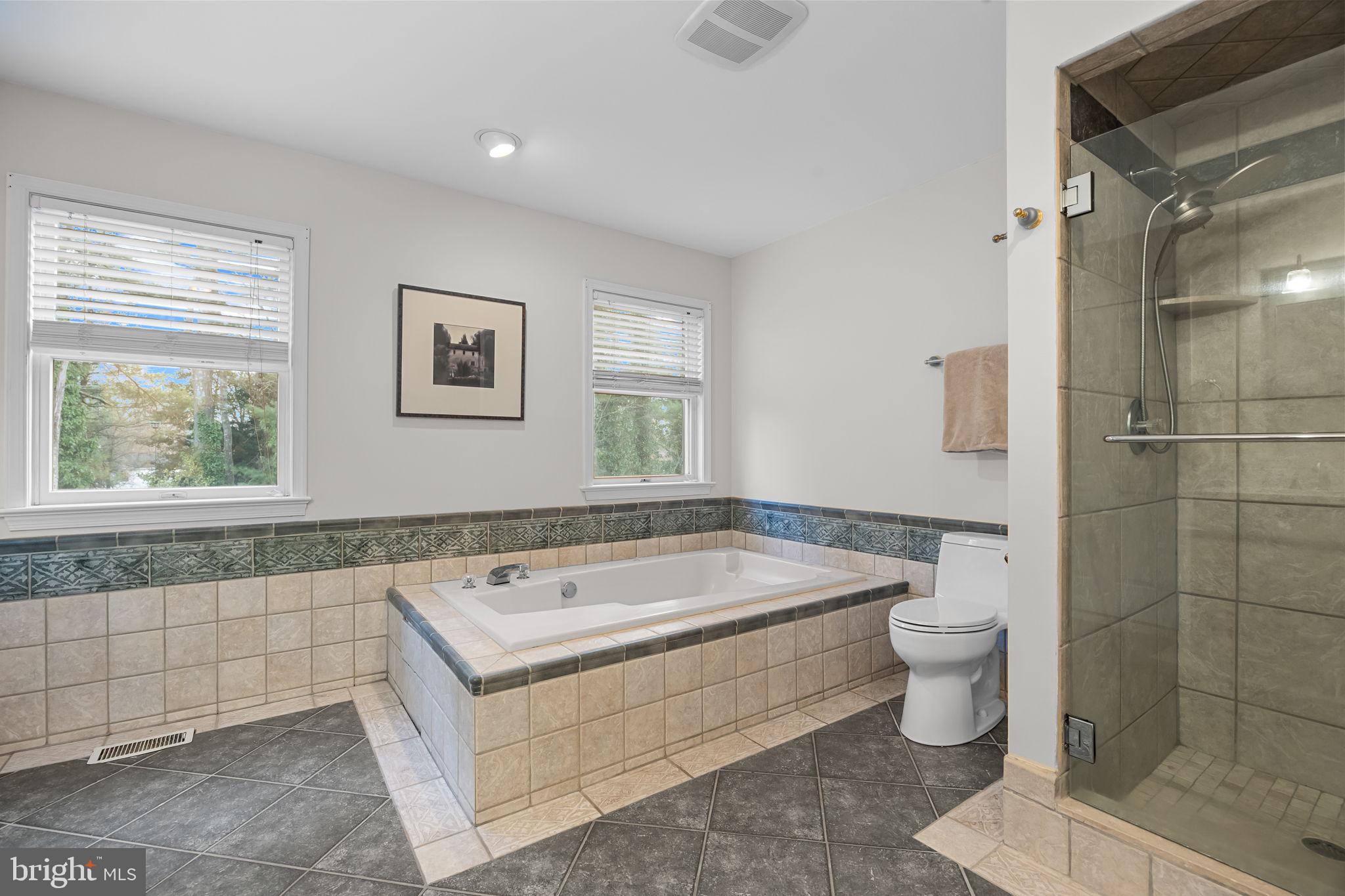 MOUNT EYRE MANOR - Residential