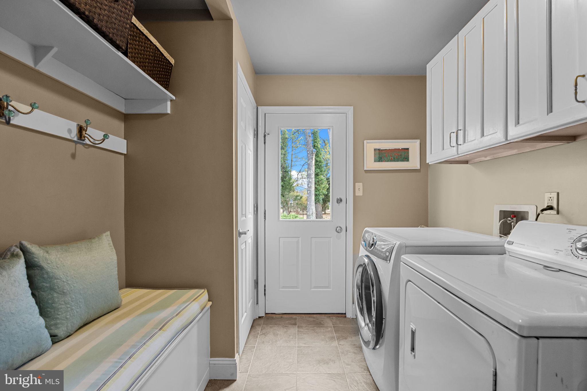 MOUNT EYRE MANOR - Residential