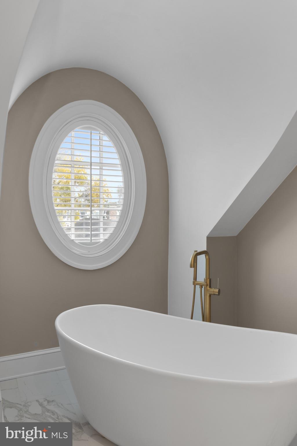 HISTORIC DISTRICT - Residential