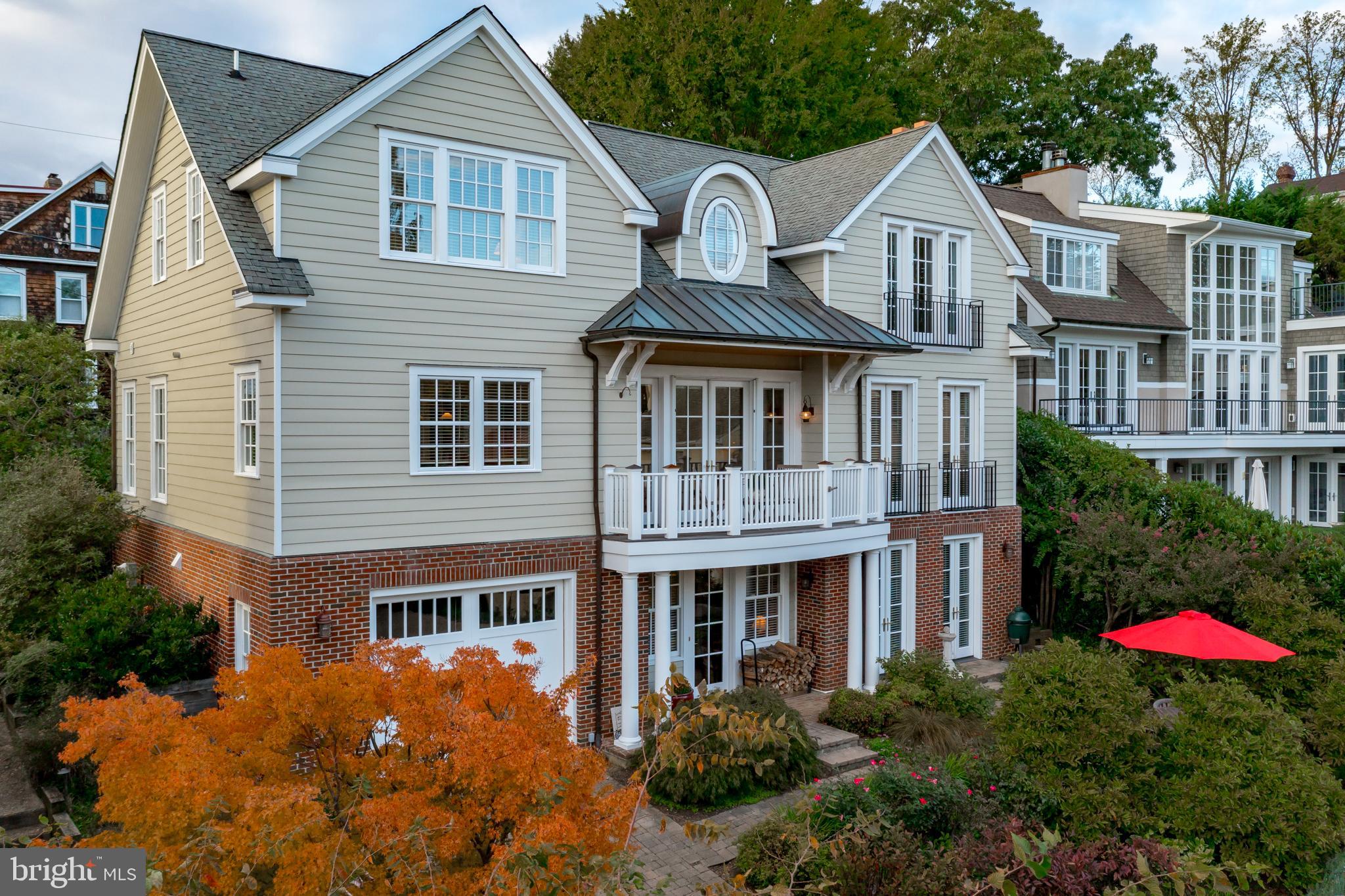 HISTORIC DISTRICT - Residential
