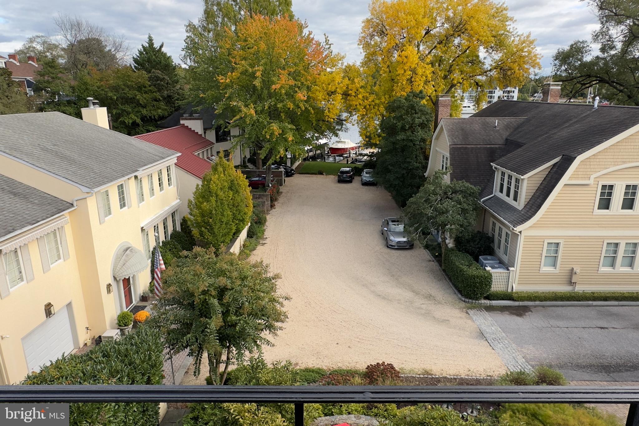 HISTORIC DISTRICT - Residential