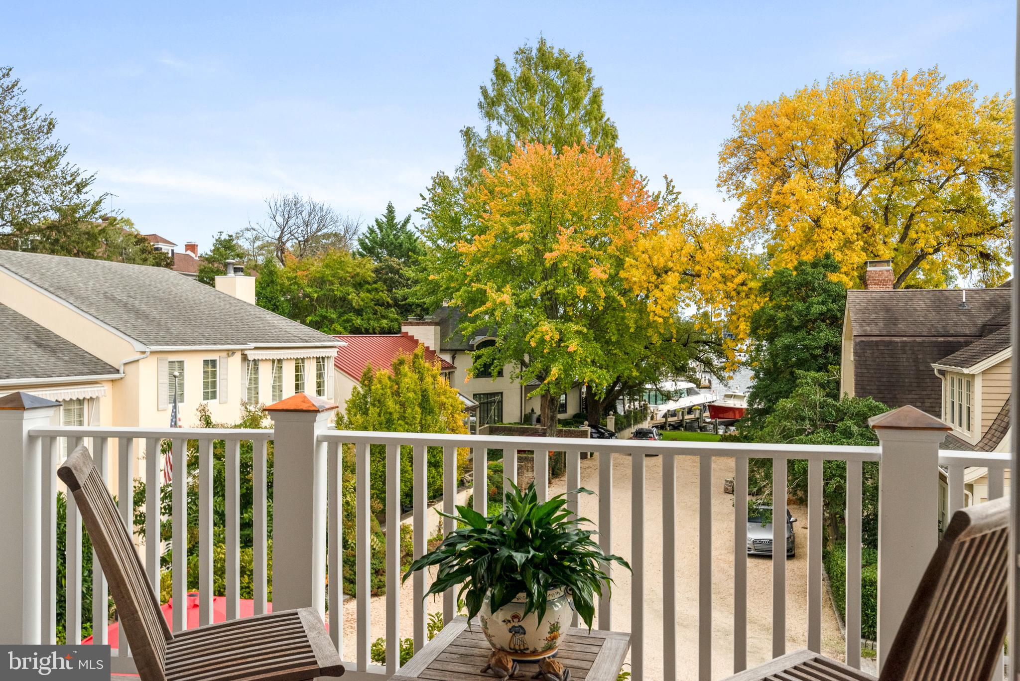 HISTORIC DISTRICT - Residential